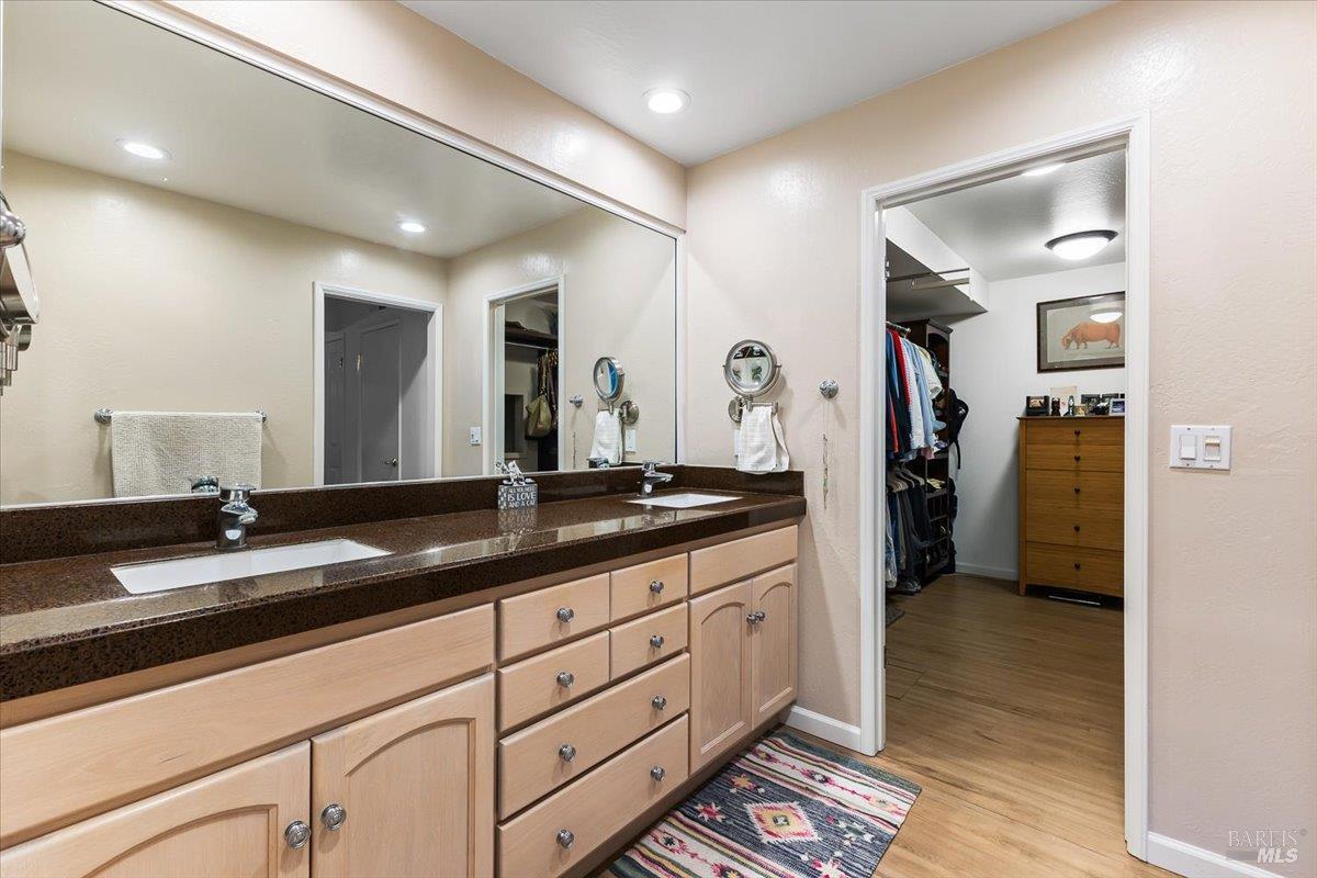 1200 Calle Del Arroyo