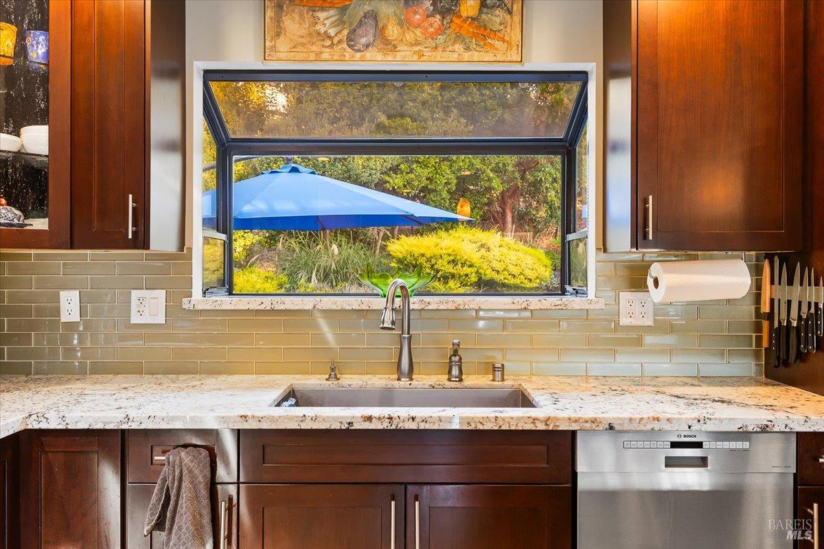 1200 Calle Del Arroyo