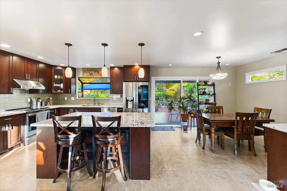 1200 Calle Del Arroyo