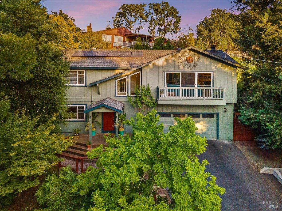 1200 Calle Del Arroyo