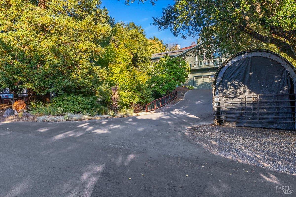 1200 Calle Del Arroyo