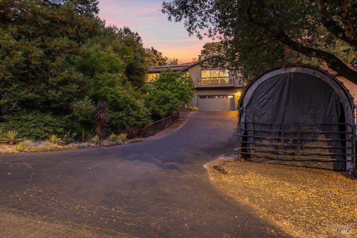 1200 Calle Del Arroyo