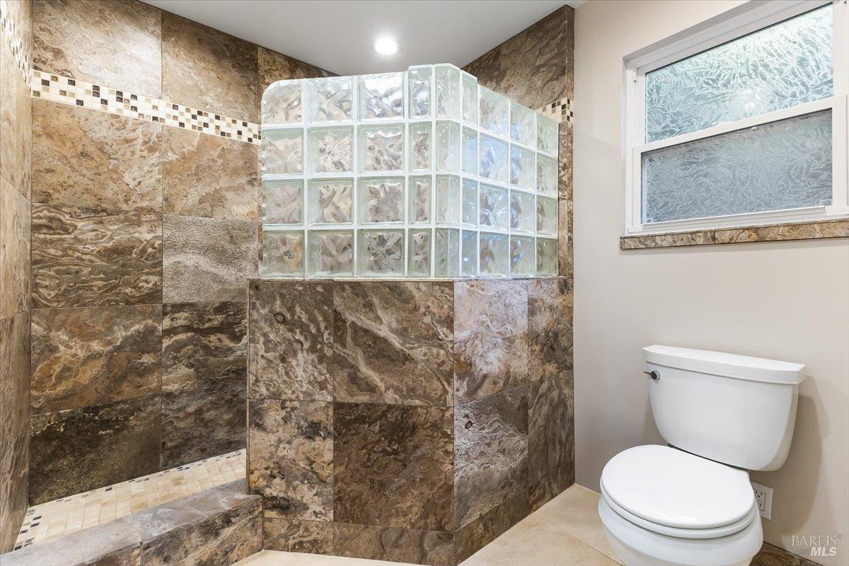 1200 Calle Del Arroyo