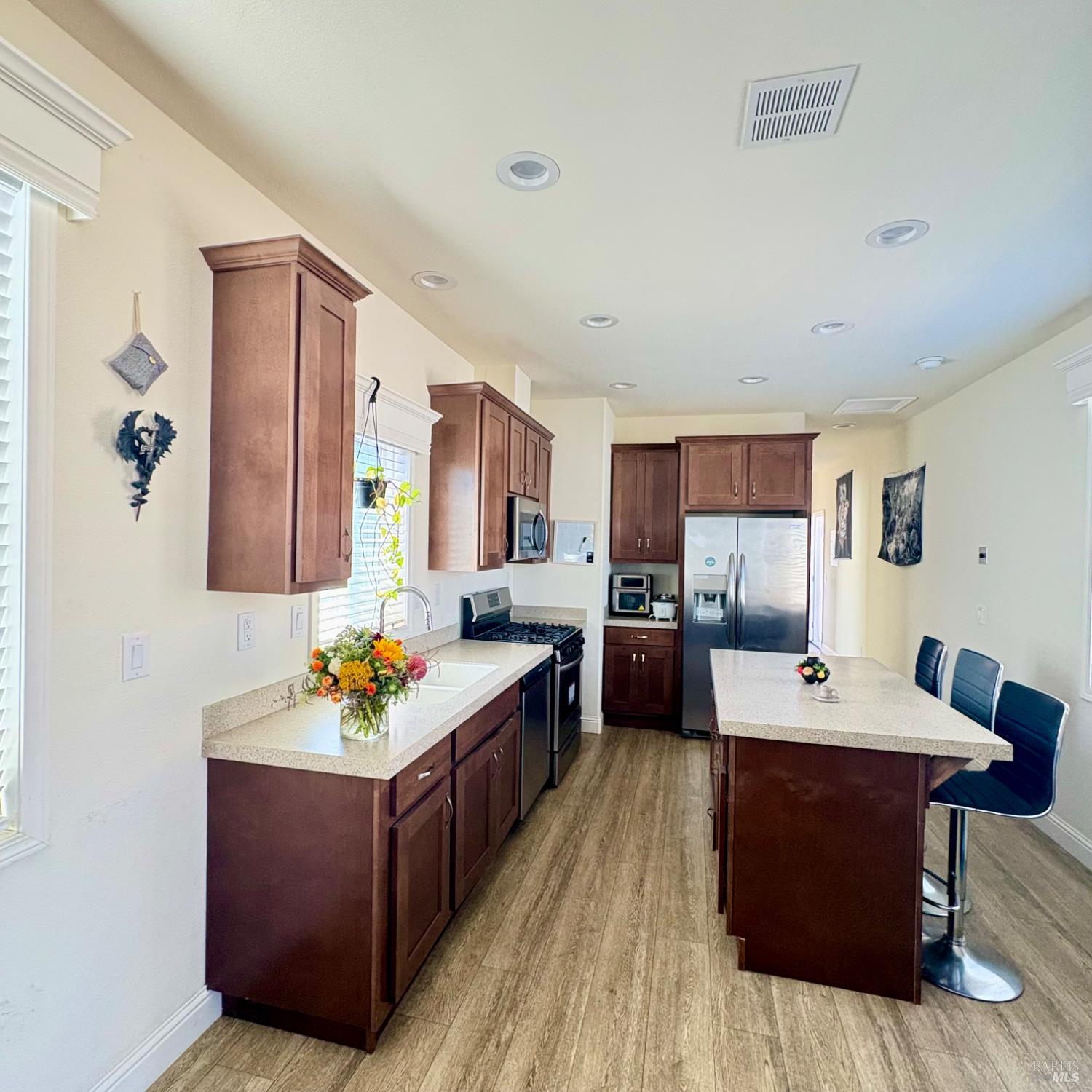 1161 Benicia Rd #11