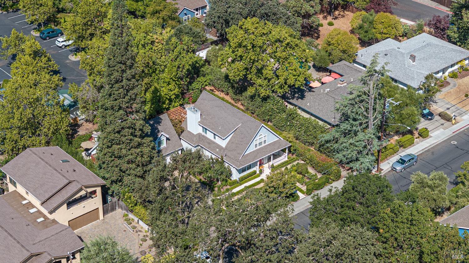 840 Hunt Ave
