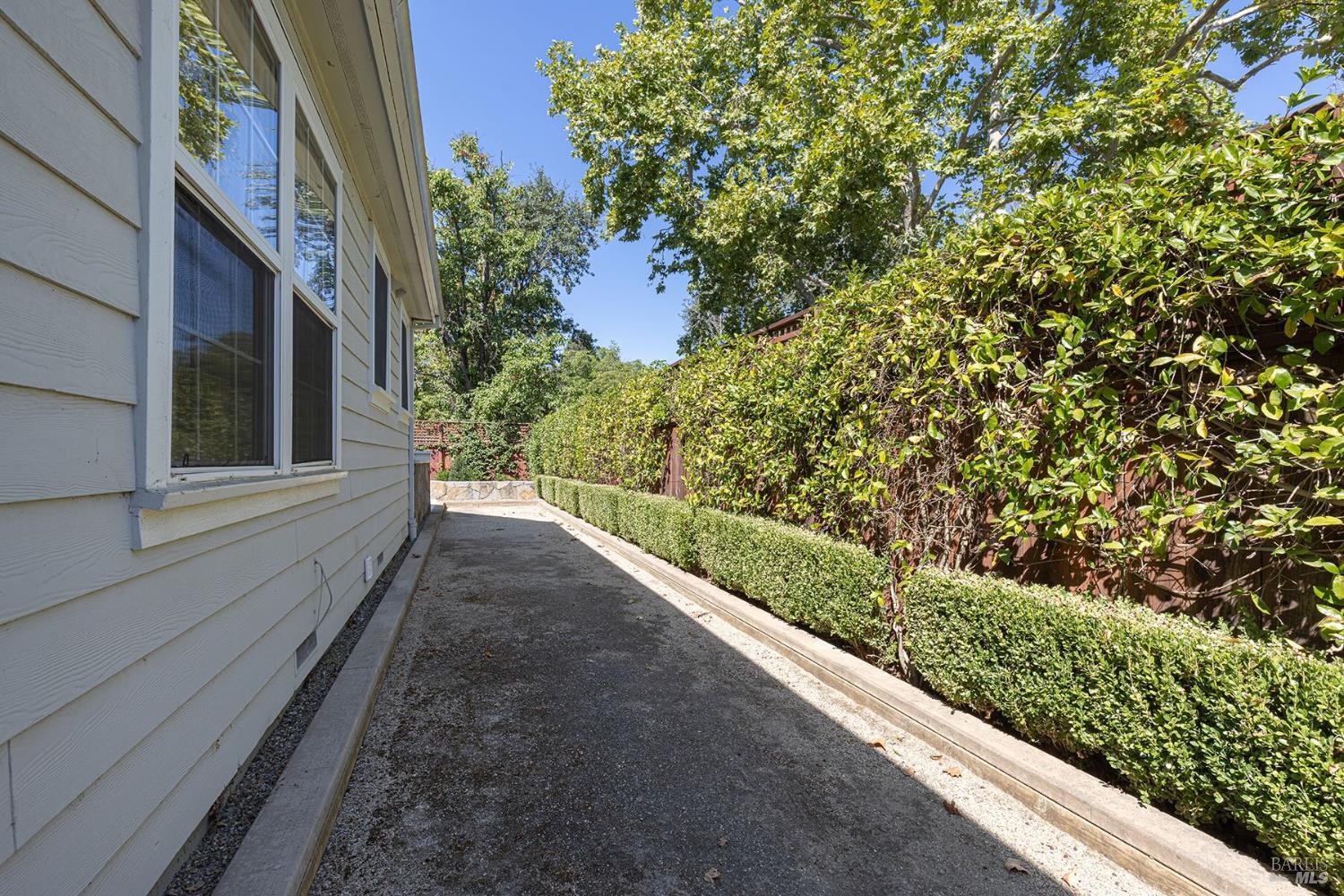 840 Hunt Ave