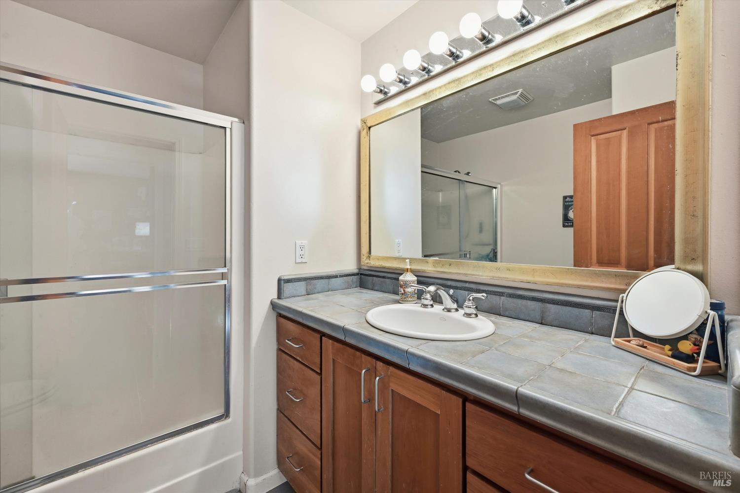 21264 Santa Clara Road