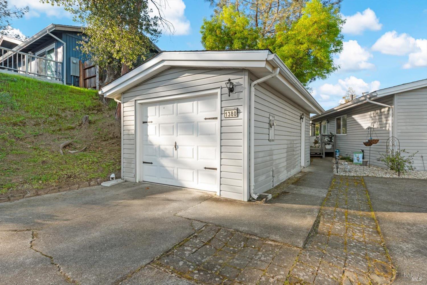 1380 Steele Canyon Road