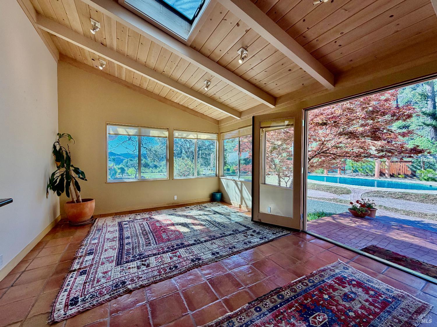 321 Dutch Henry Canyon Road