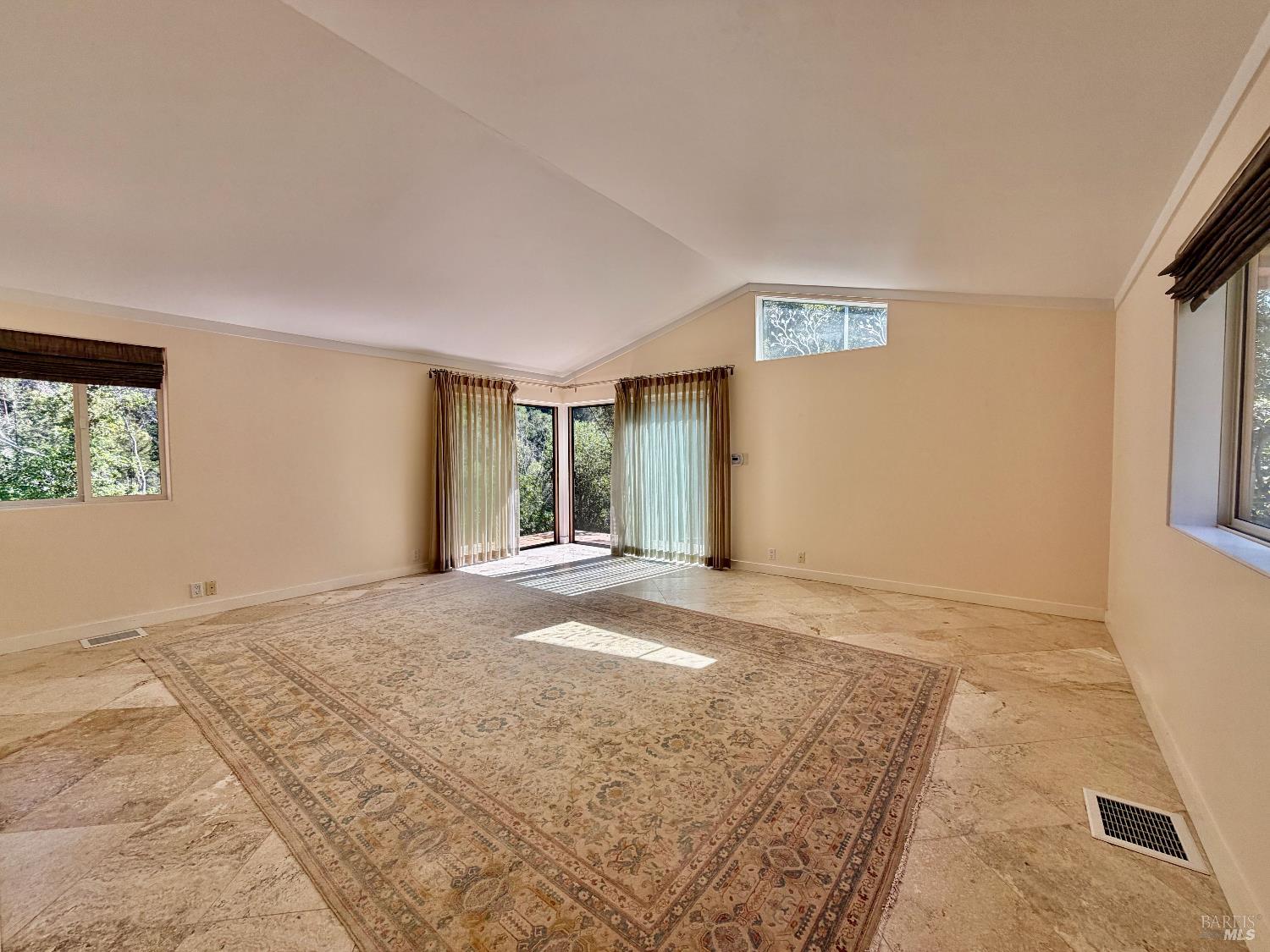 321 Dutch Henry Canyon Road