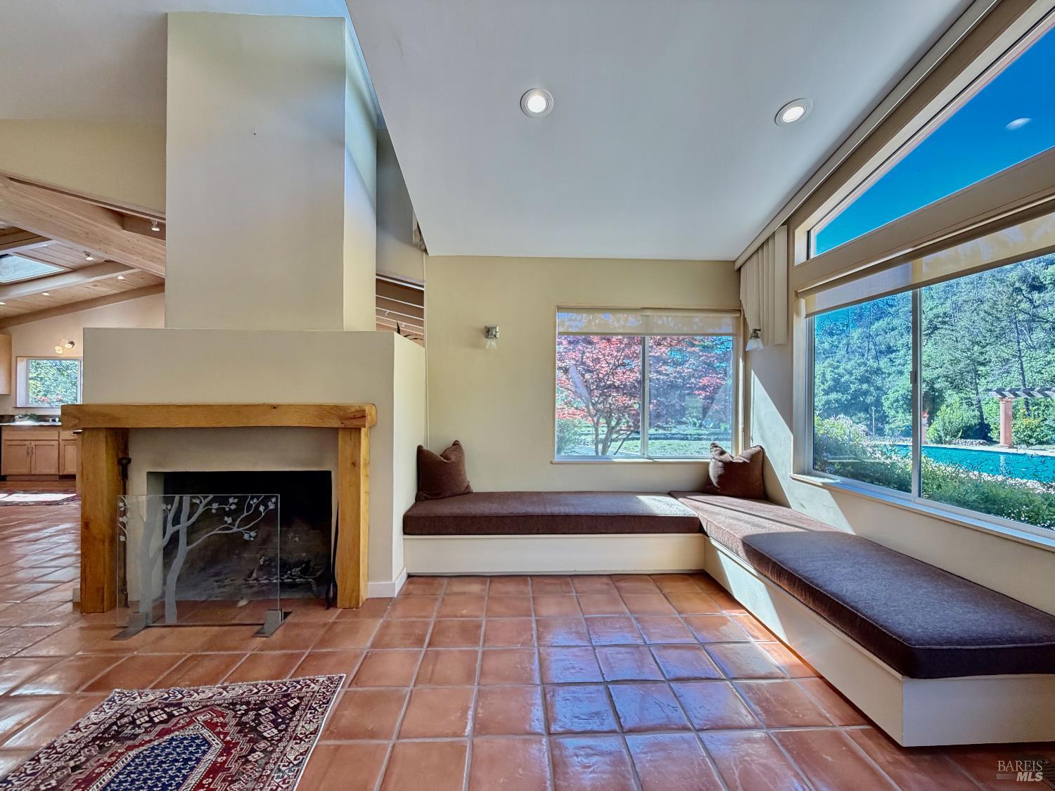 321 Dutch Henry Canyon Road