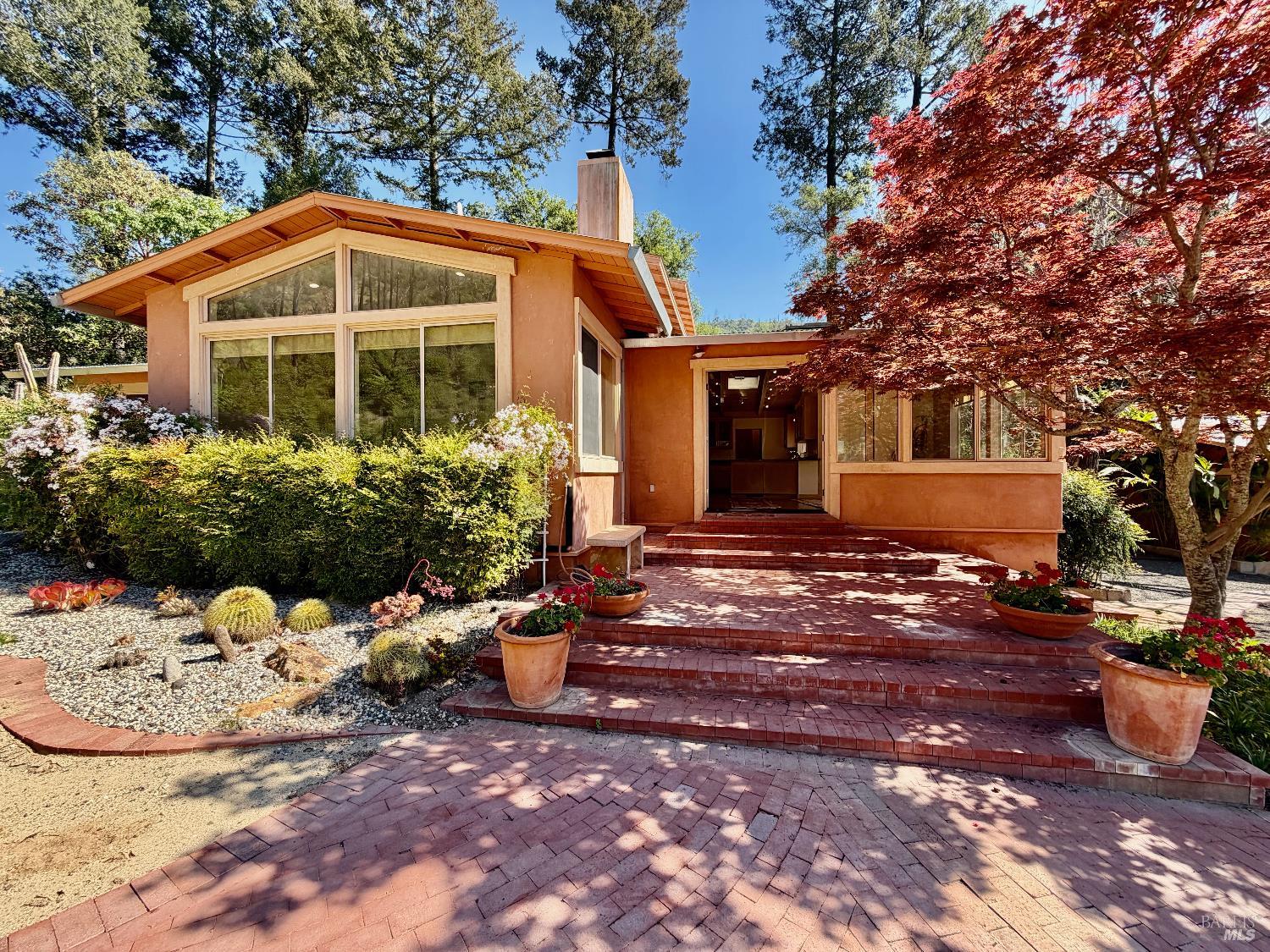 321 Dutch Henry Canyon Road