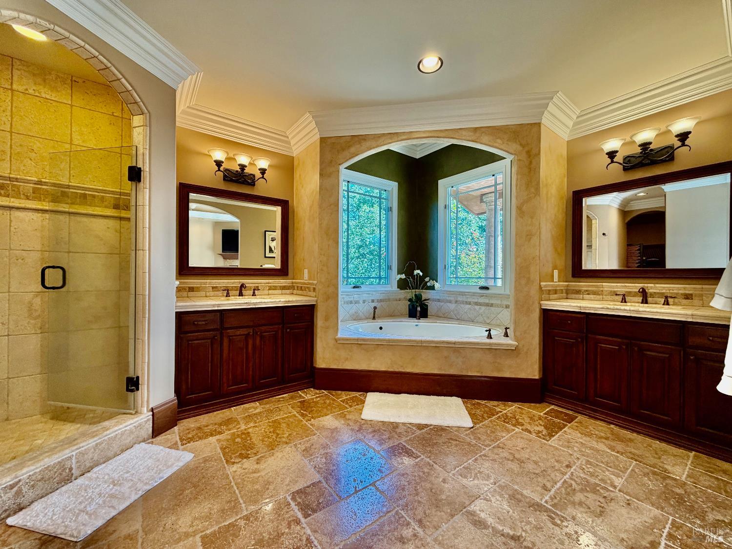 1312 Summit Drive