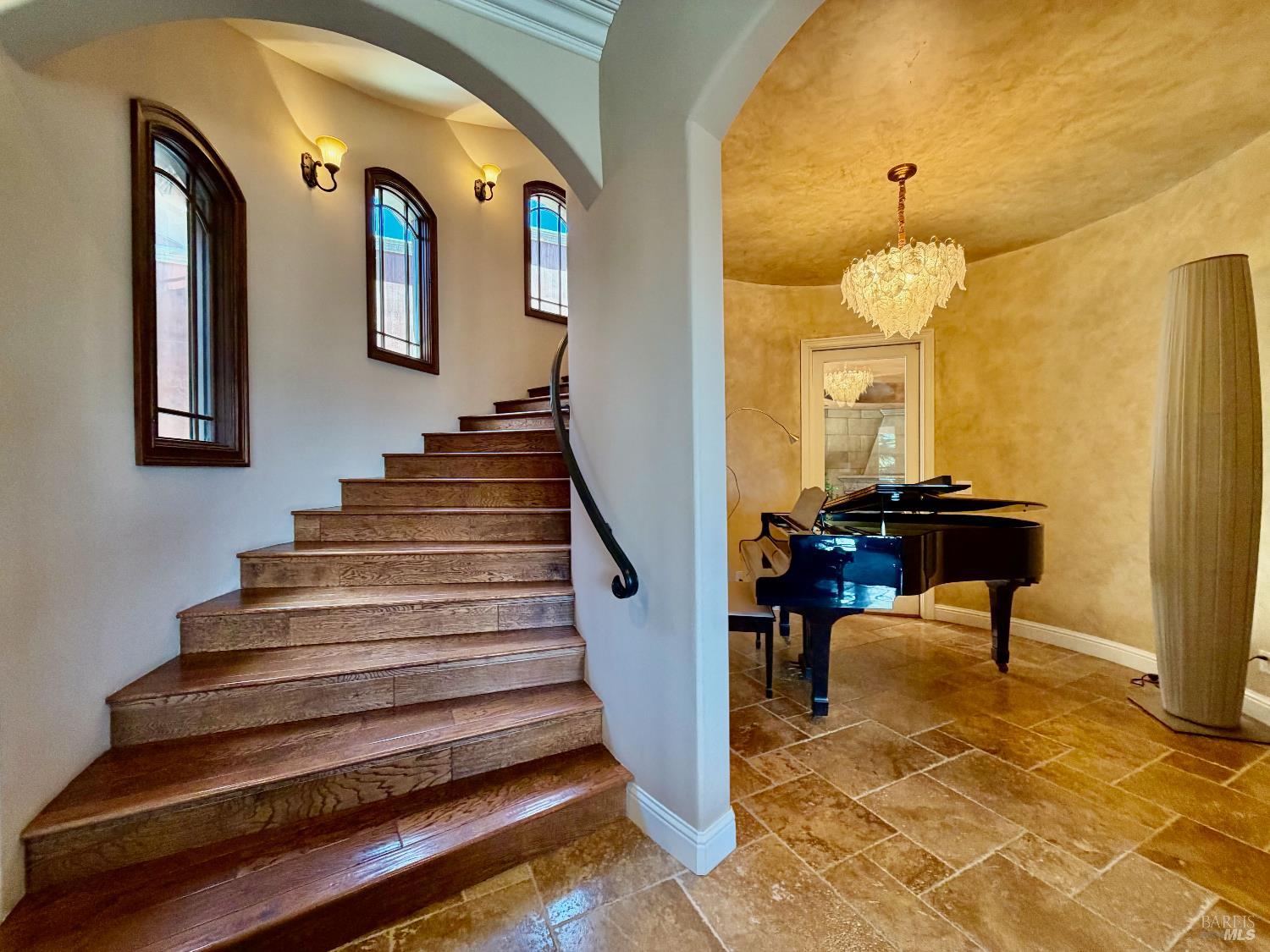 1312 Summit Drive