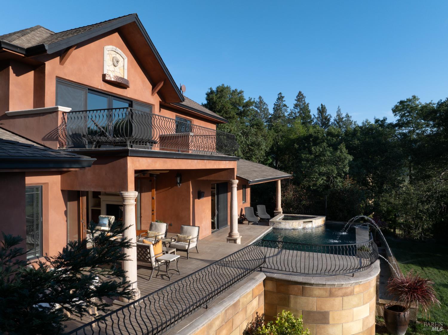 1312 Summit Drive