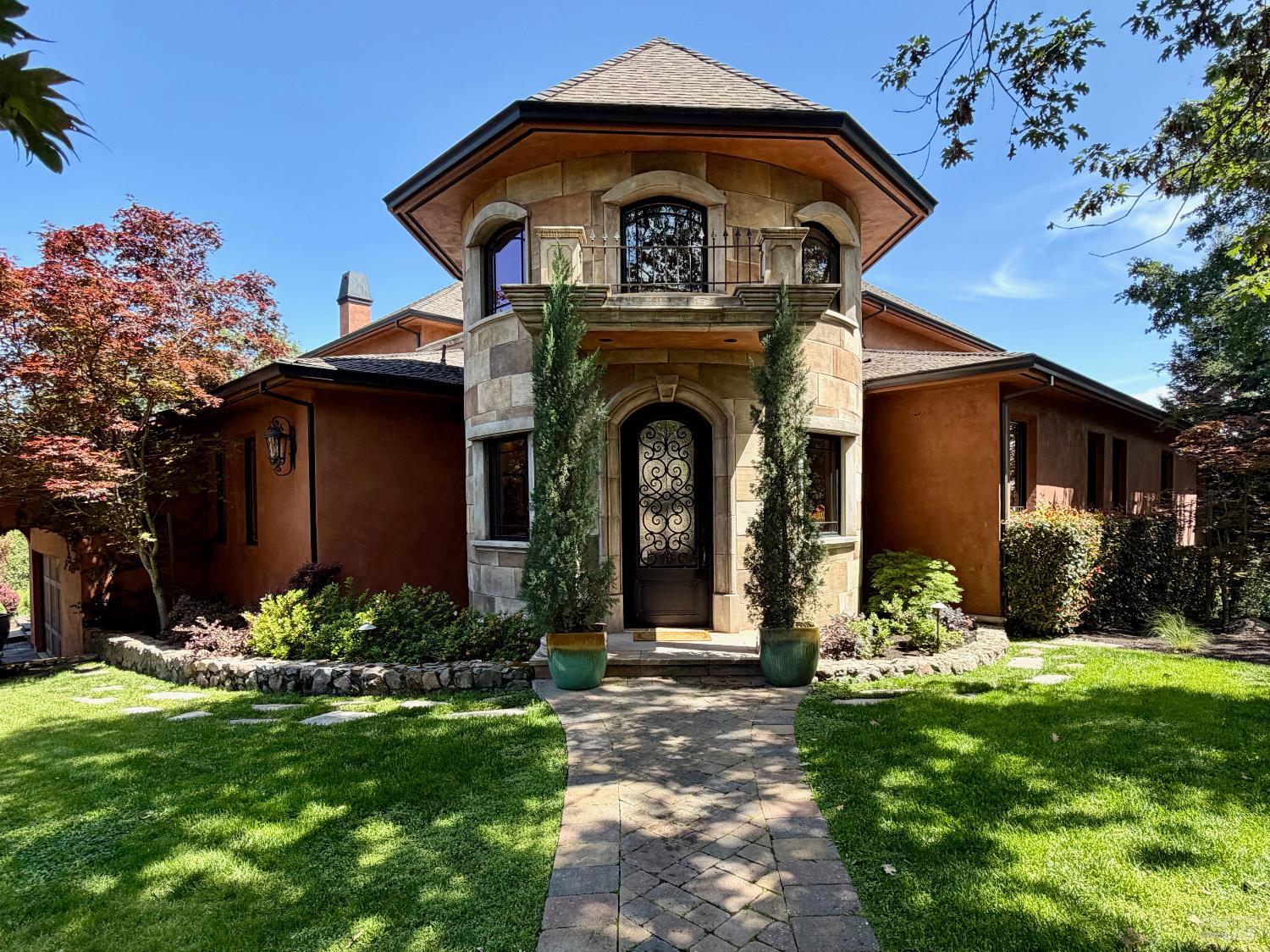 1312 Summit Drive