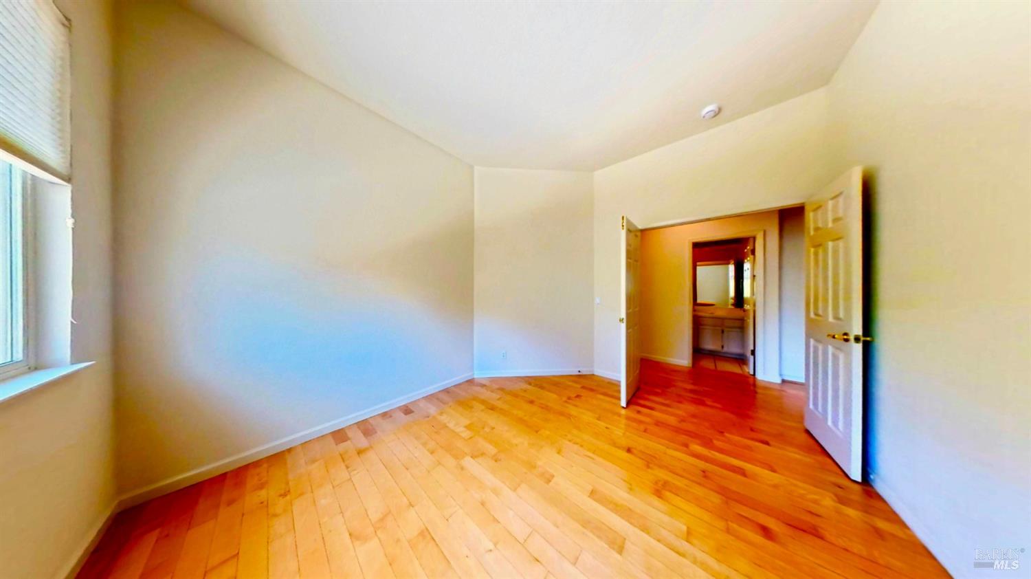 5863 Mountain Hawk Drive