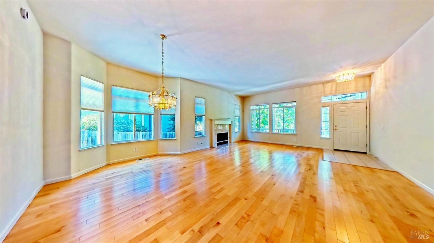 5863 Mountain Hawk Drive
