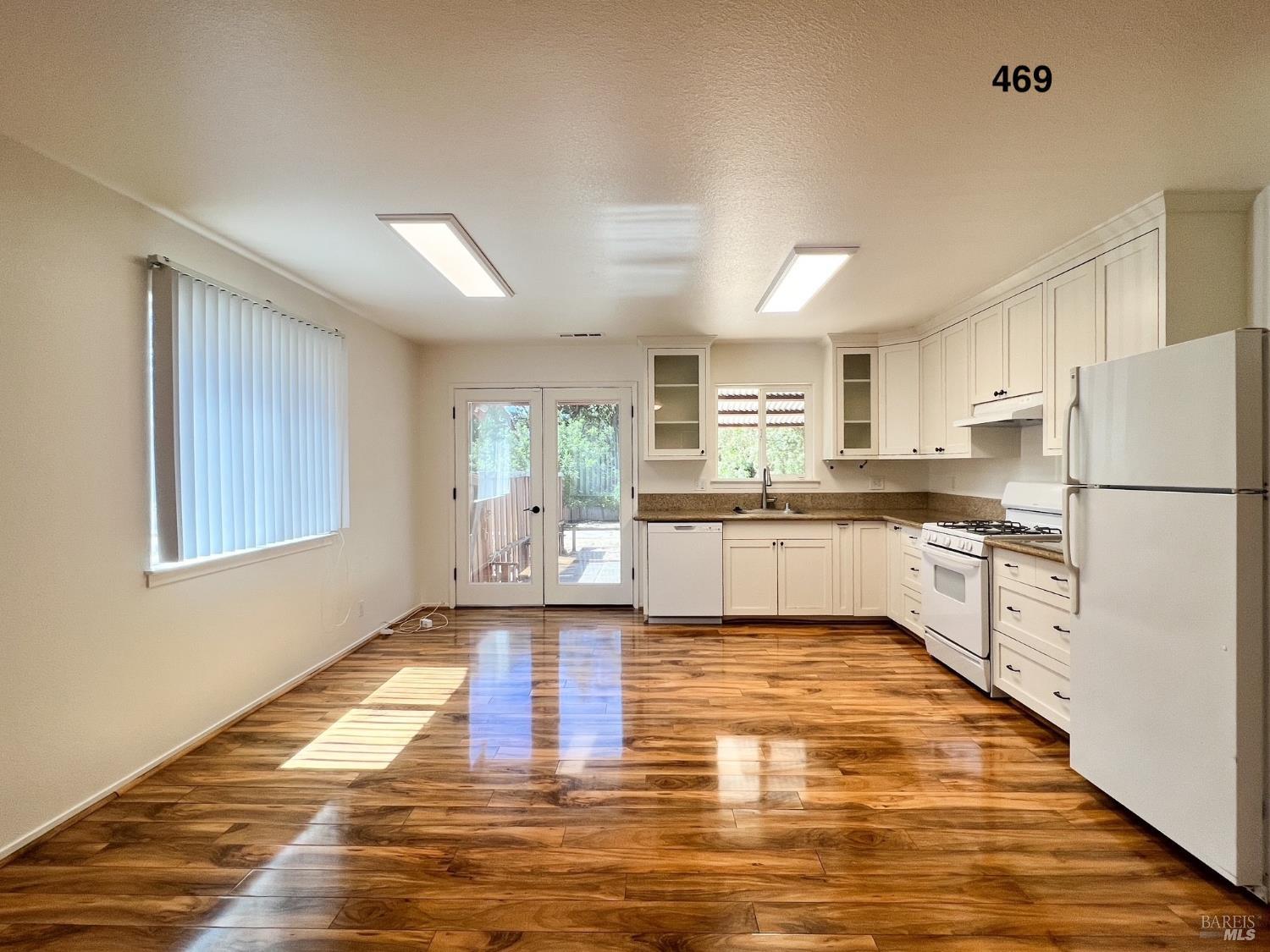471 Newton Way