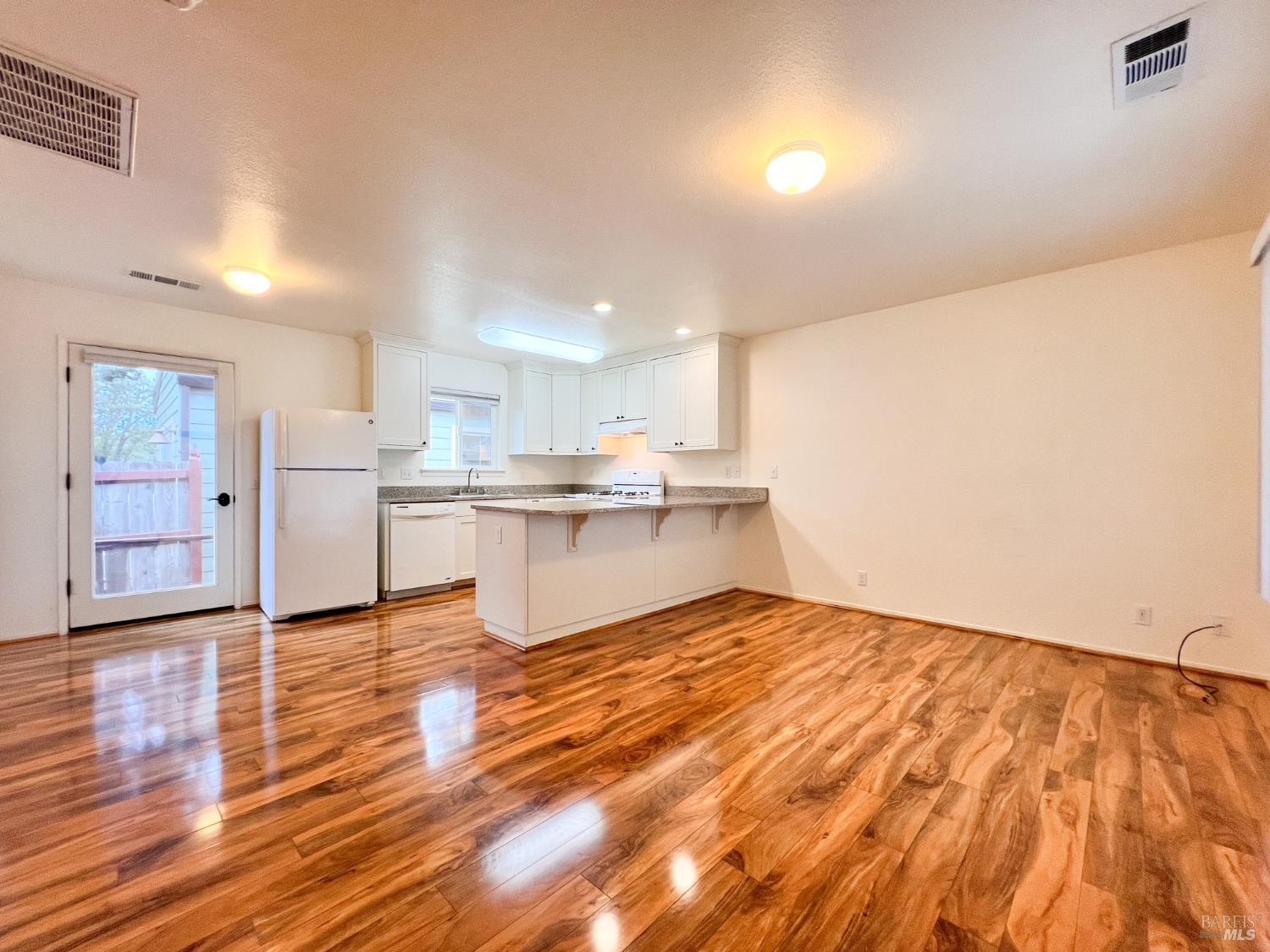 471 Newton Way