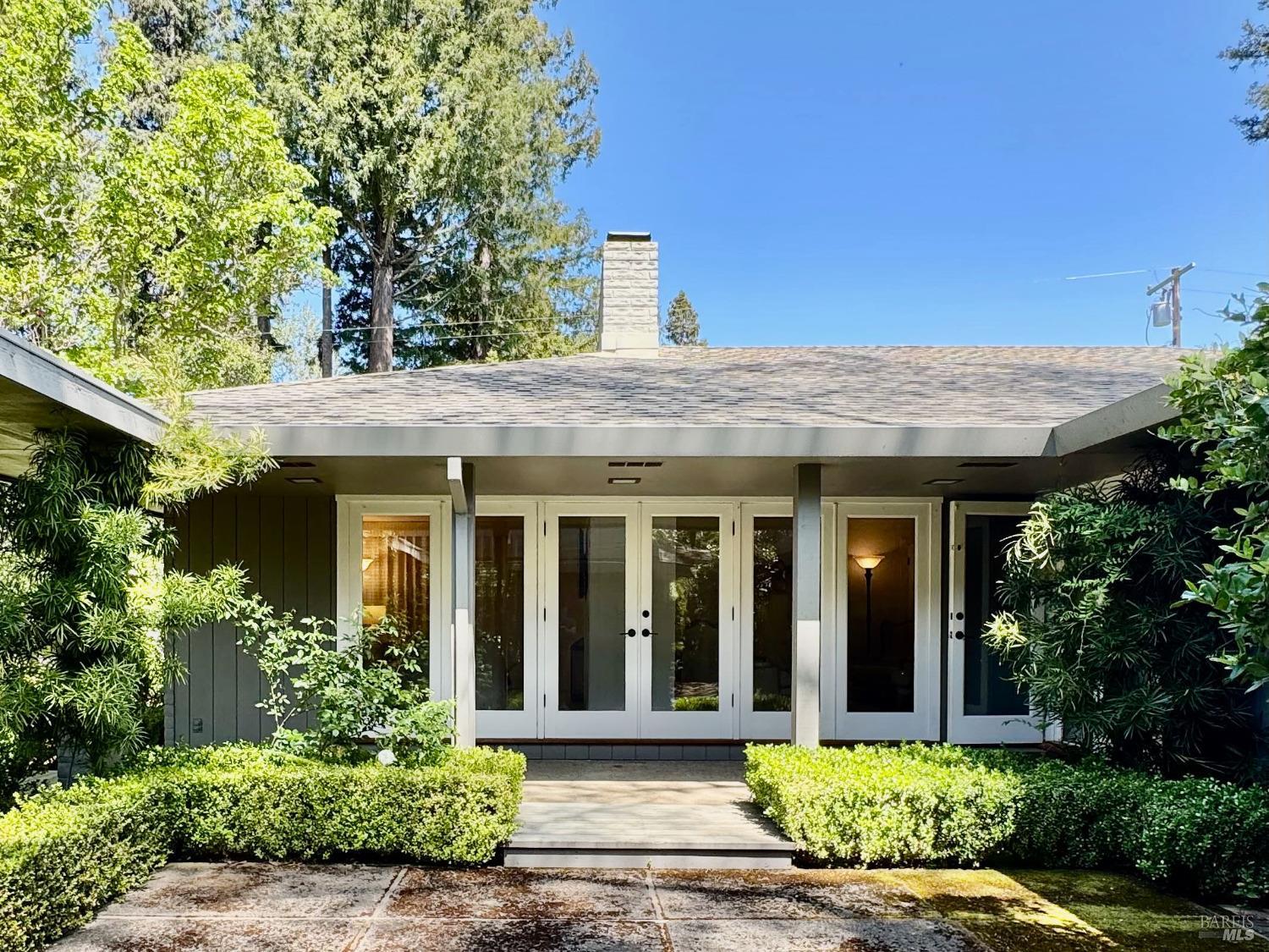 1701 Zinfandel Lane