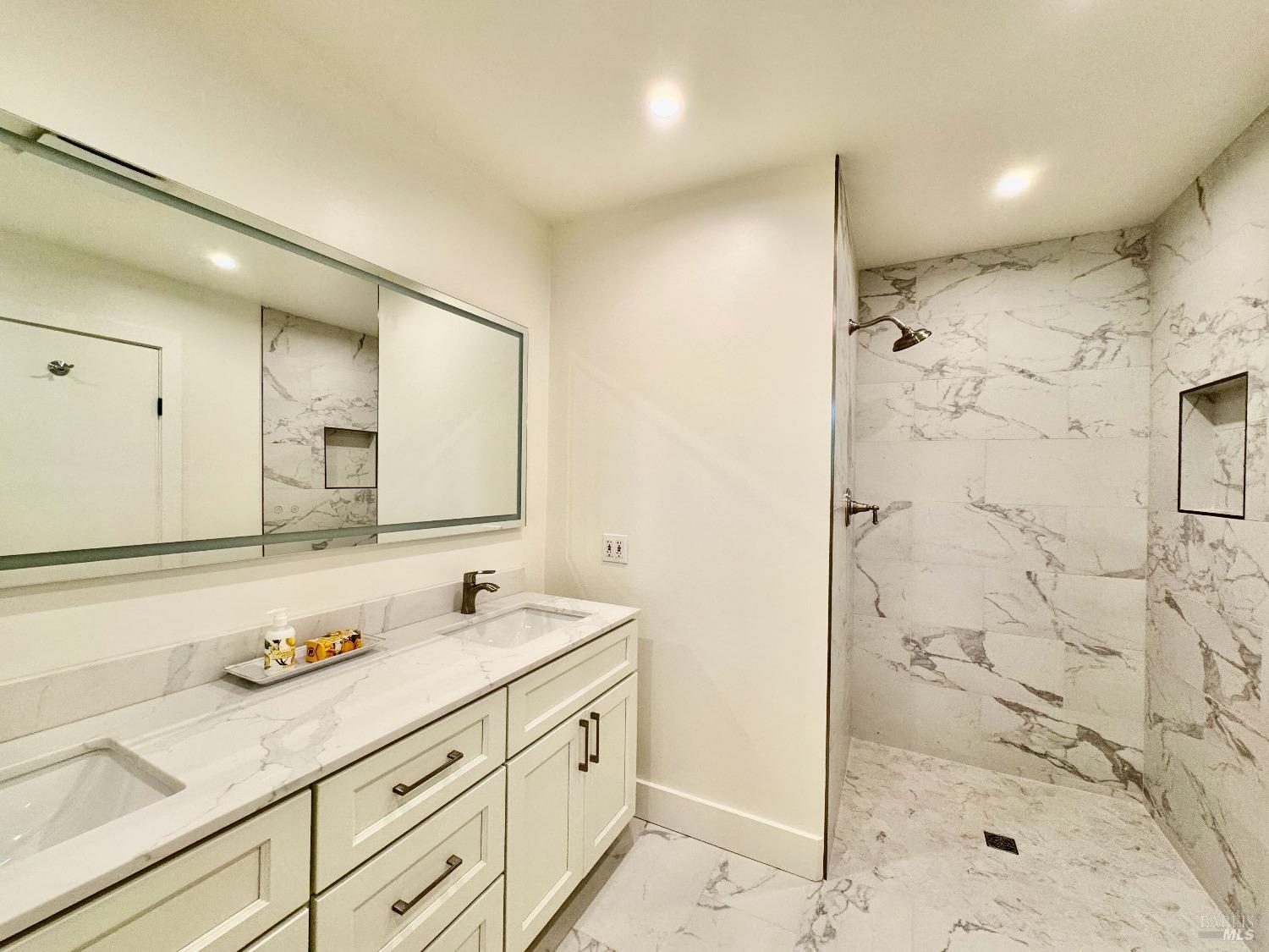 1701 Zinfandel Lane