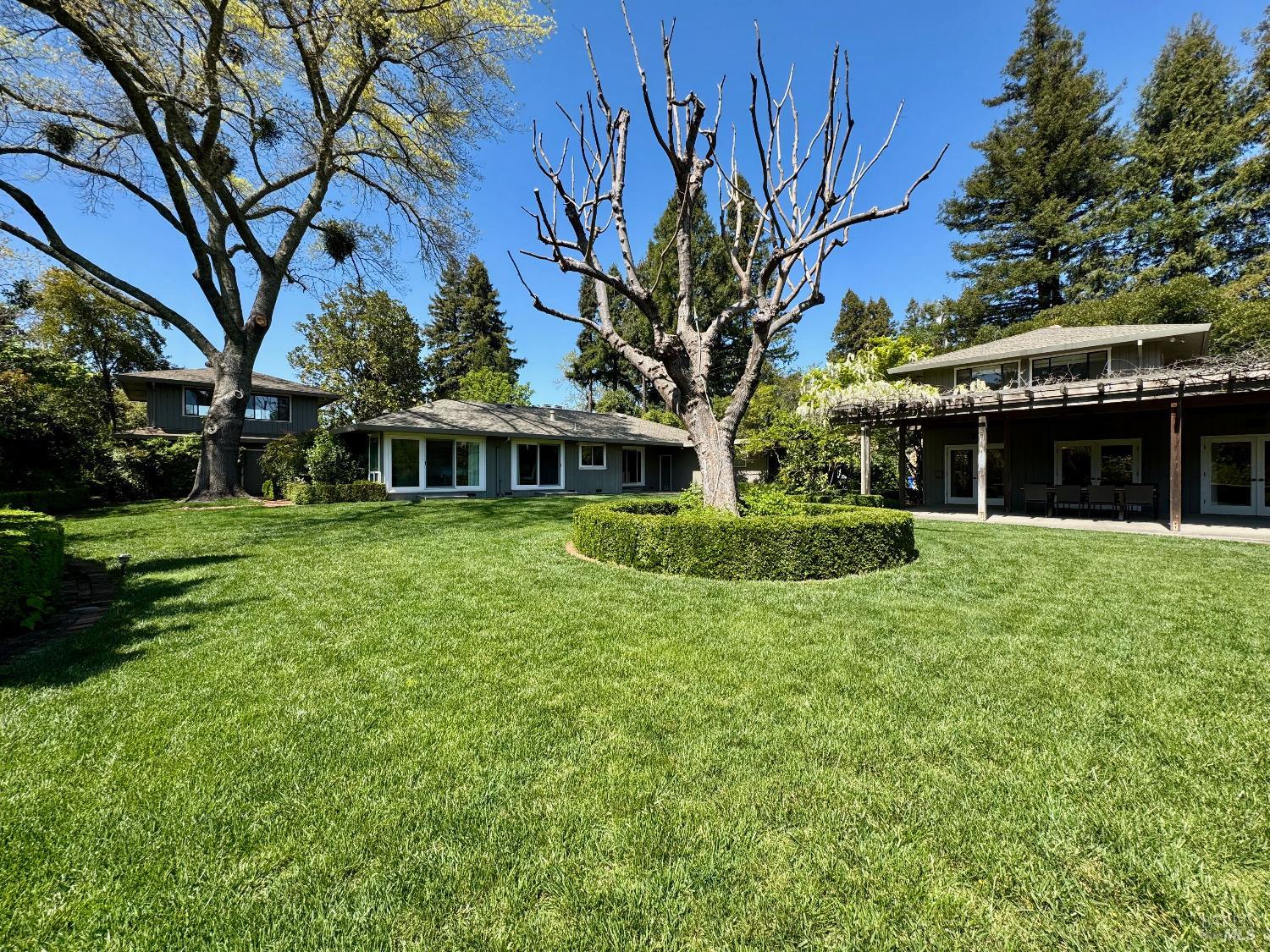 1701 Zinfandel Lane