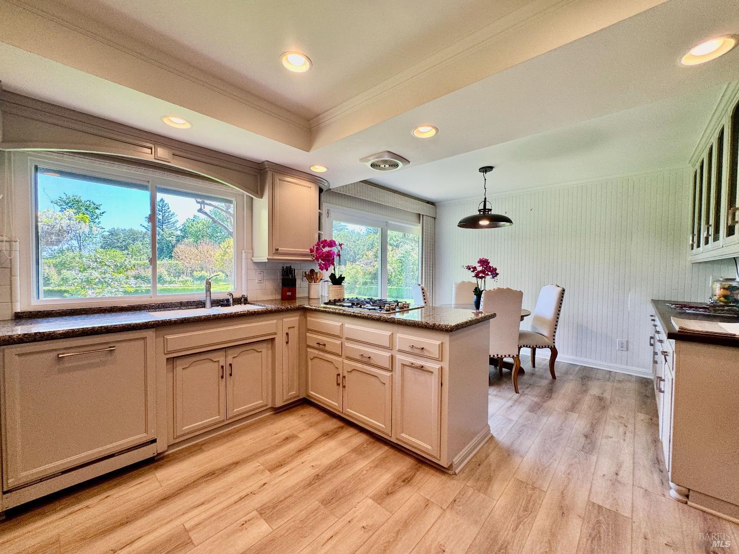 1701 Zinfandel Lane