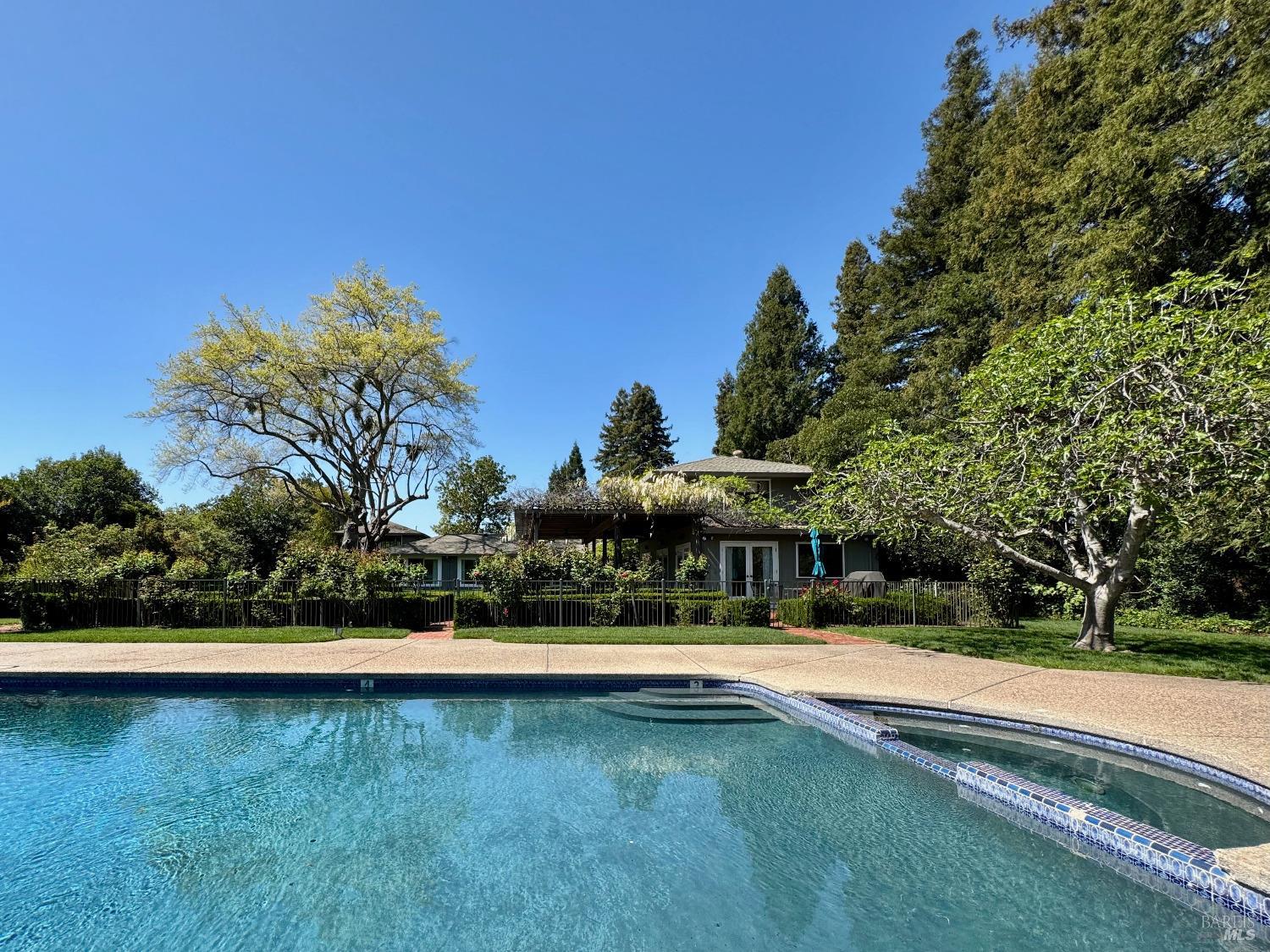 1701 Zinfandel Lane