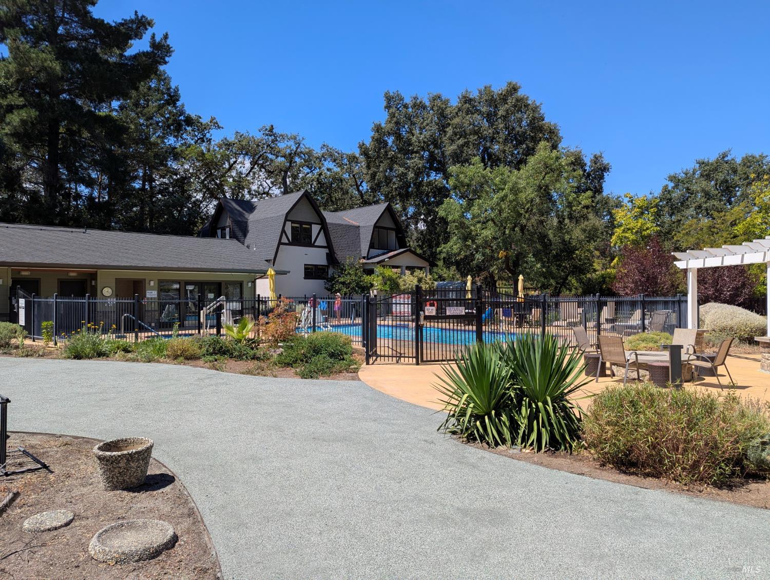 2412 Foothill Boulevard Unit: #52