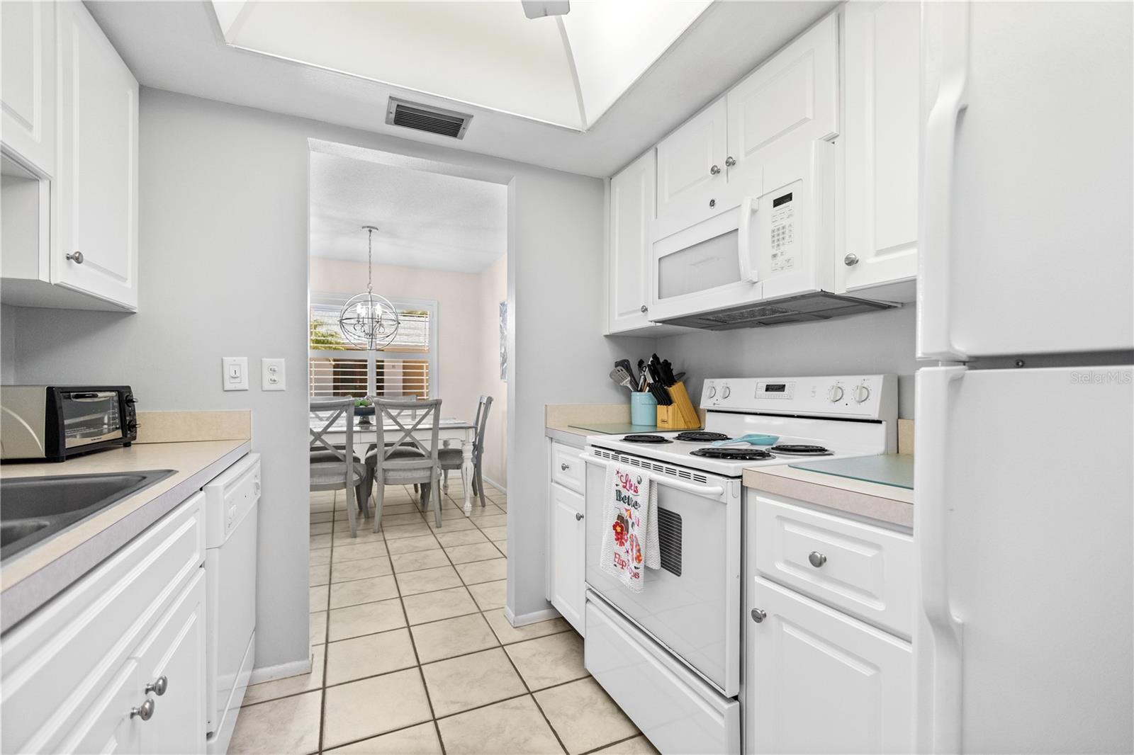 6300 MIDNIGHT PASS RD #20