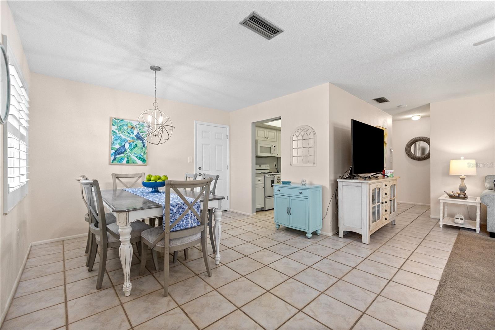 6300 MIDNIGHT PASS RD #20