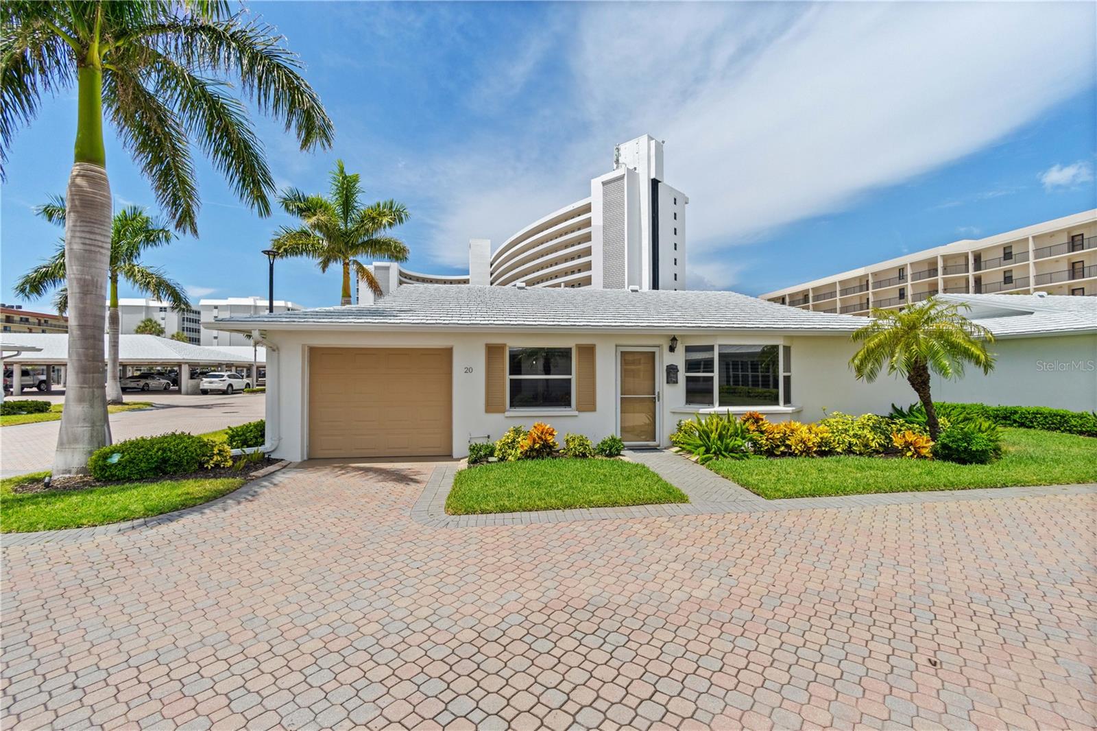 6300 MIDNIGHT PASS RD #20