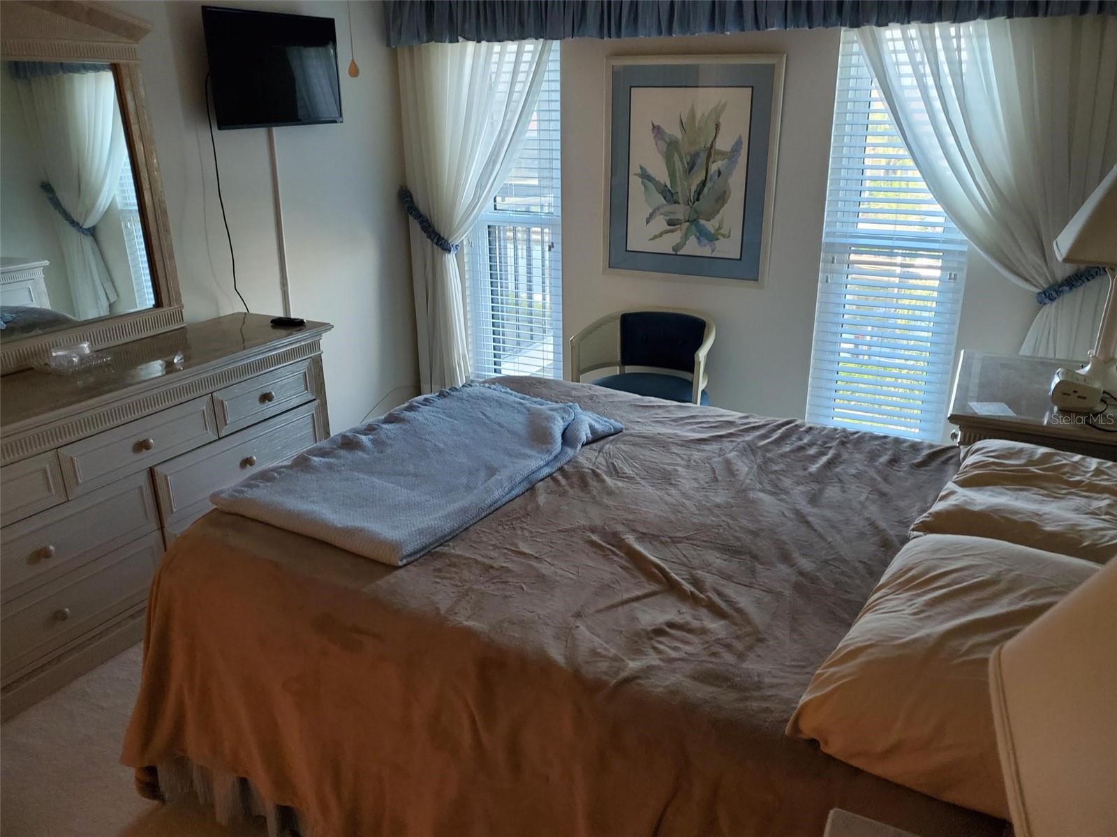 25188 MARION AVE #B301