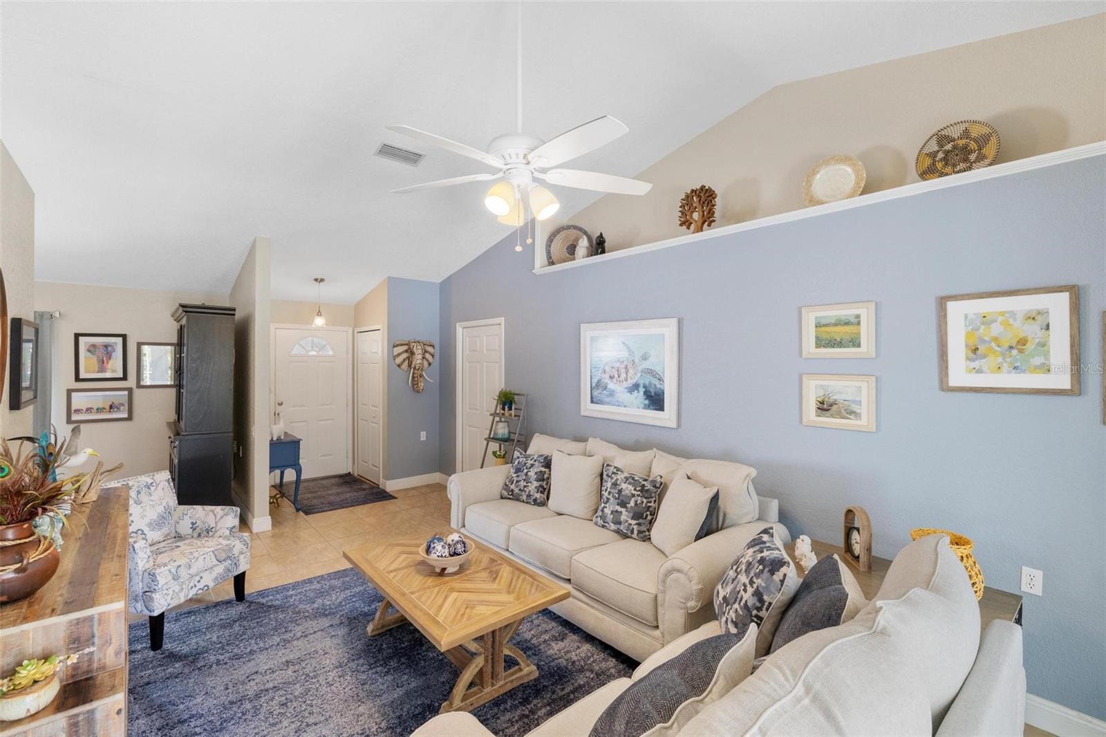 1081 FLEETWOOD DR NW