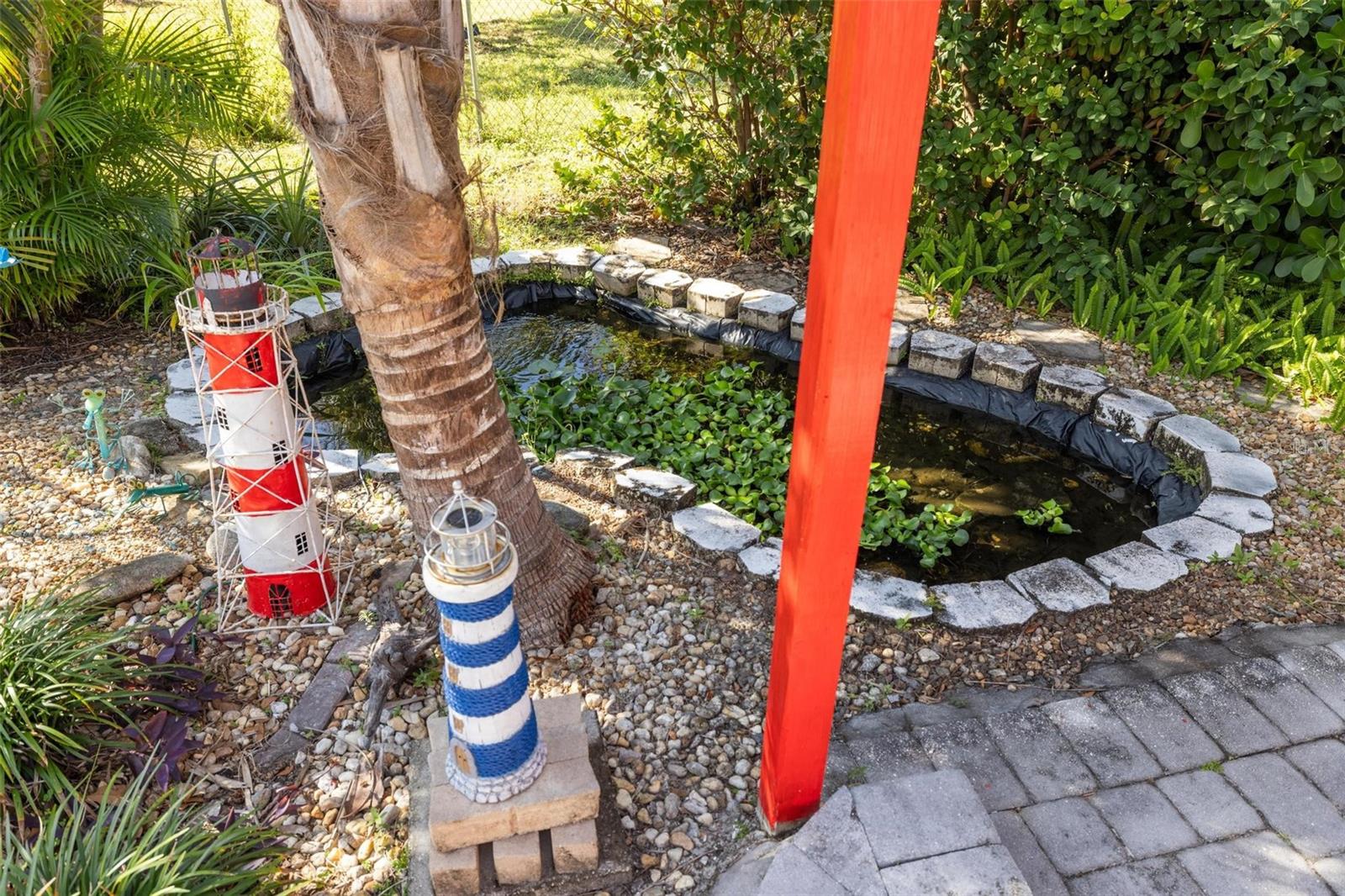 1081 FLEETWOOD DR NW