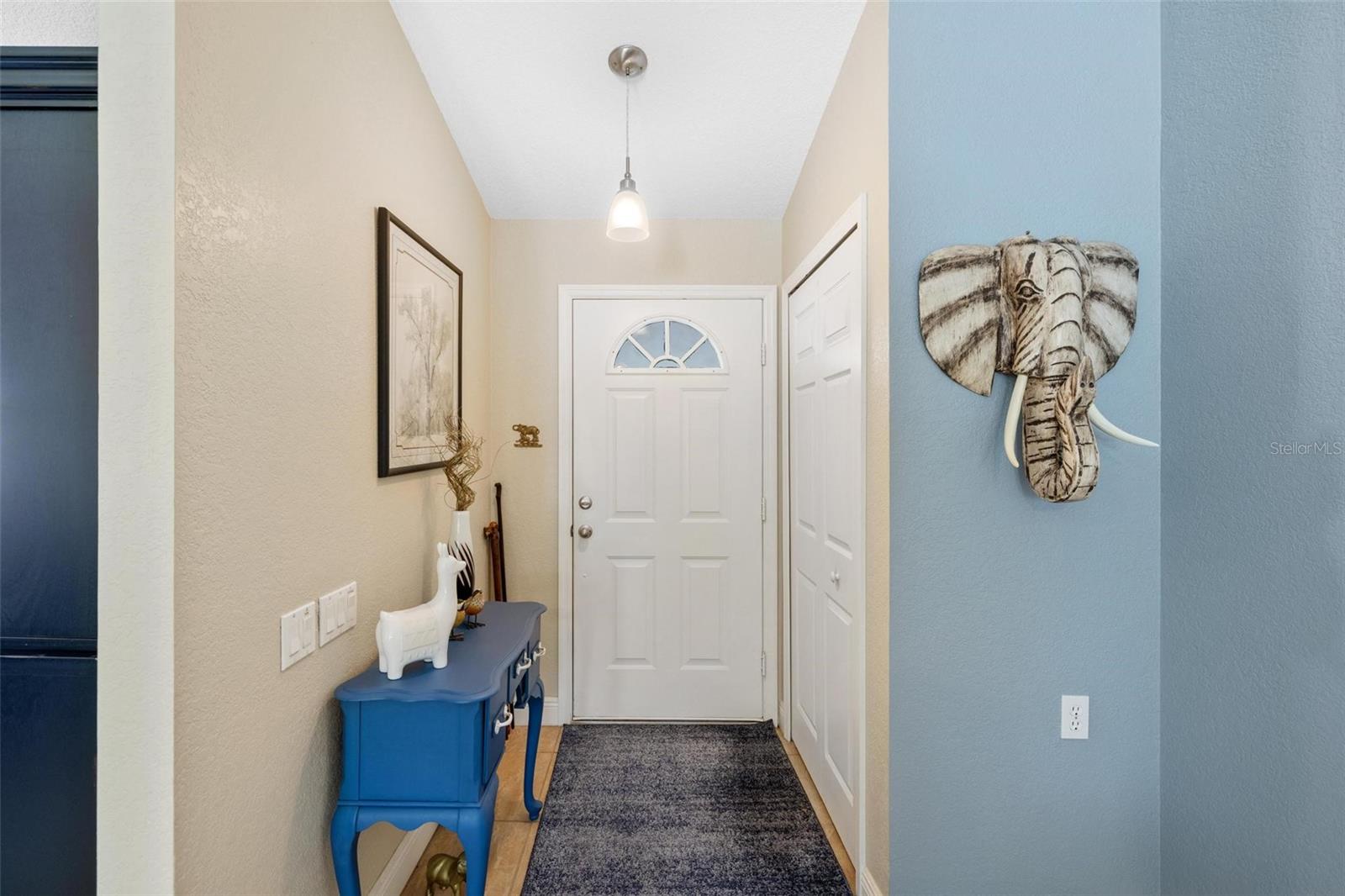 1081 FLEETWOOD DR NW