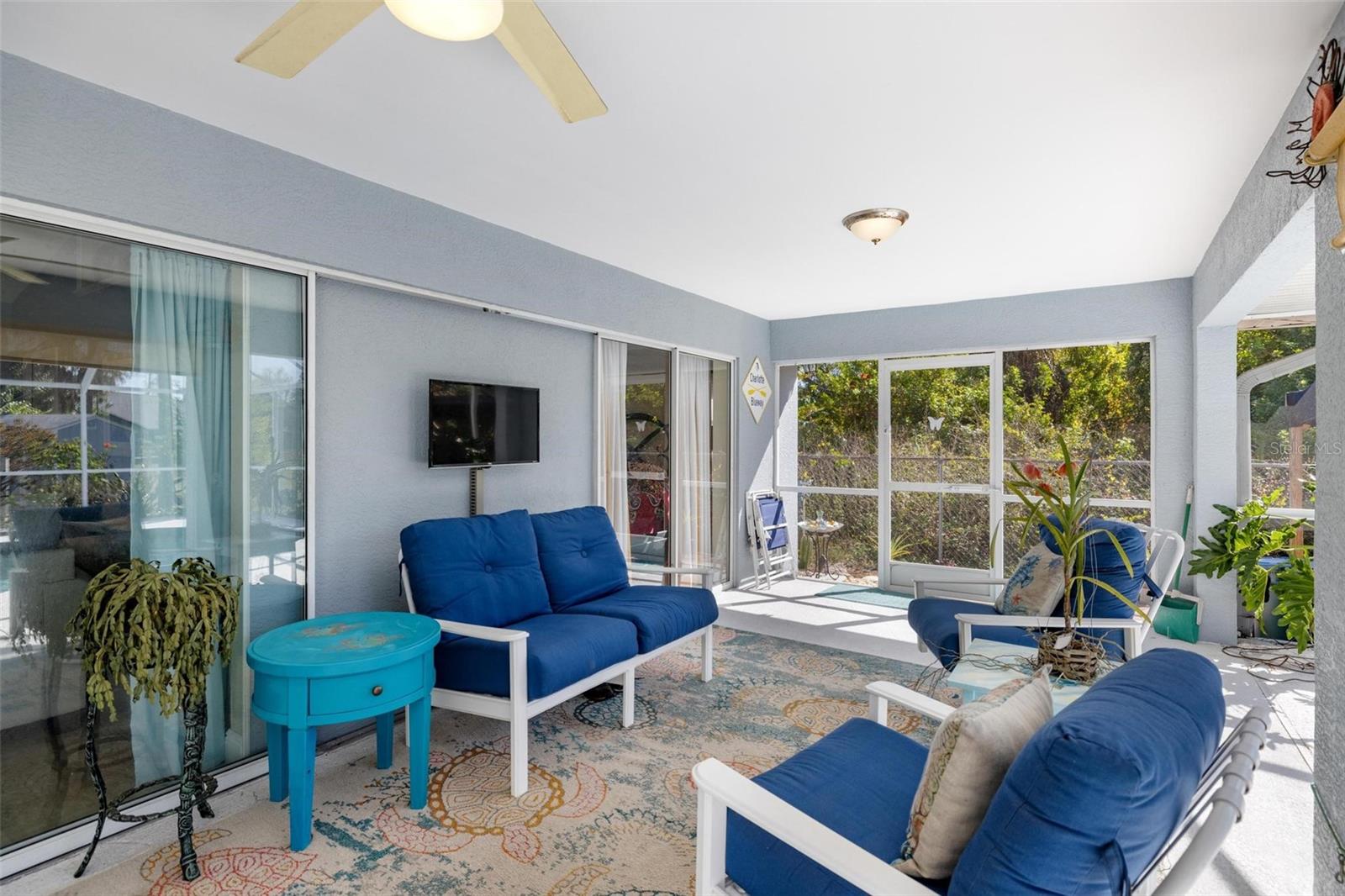 1081 FLEETWOOD DR NW