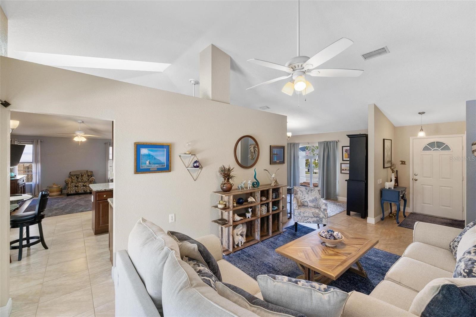 1081 FLEETWOOD DR NW