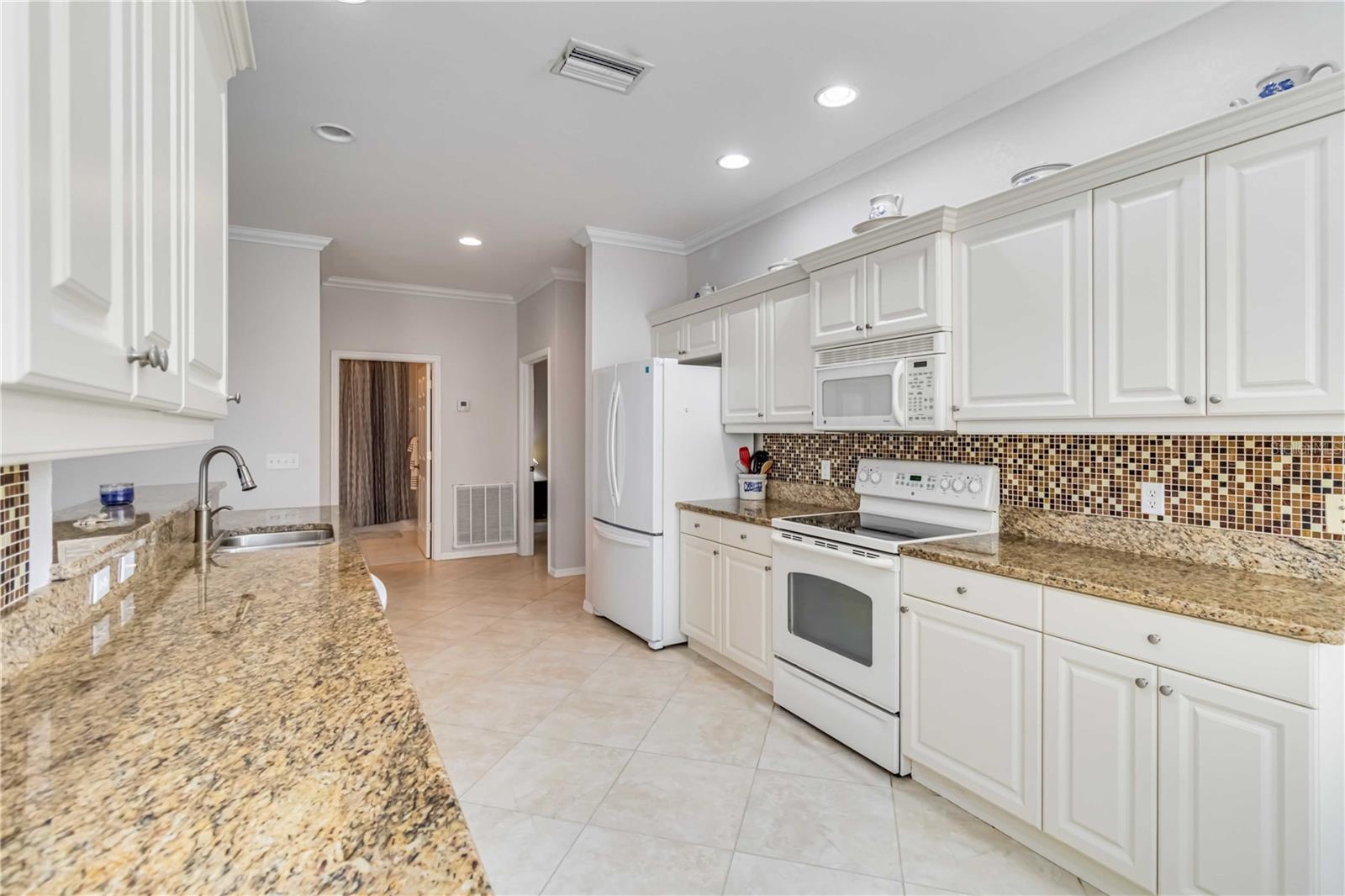 25559 HERITAGE LAKE BLVD #25