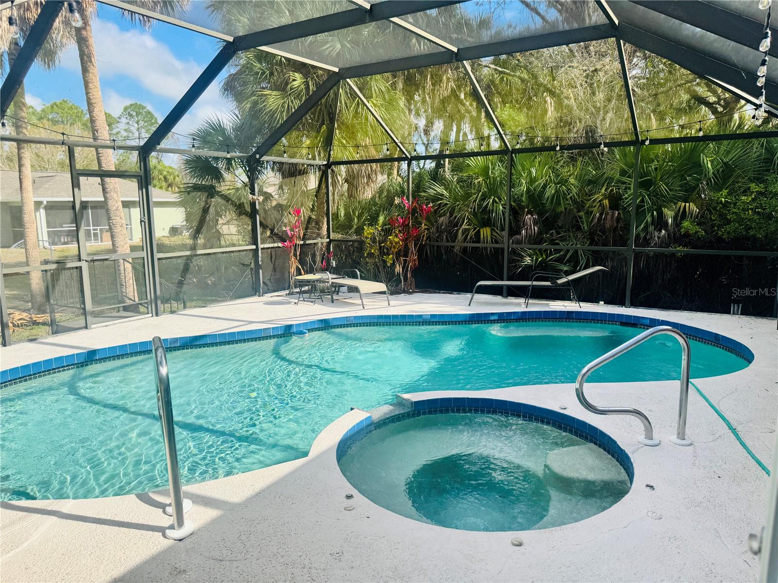 3173 S CRANBERRY BLVD