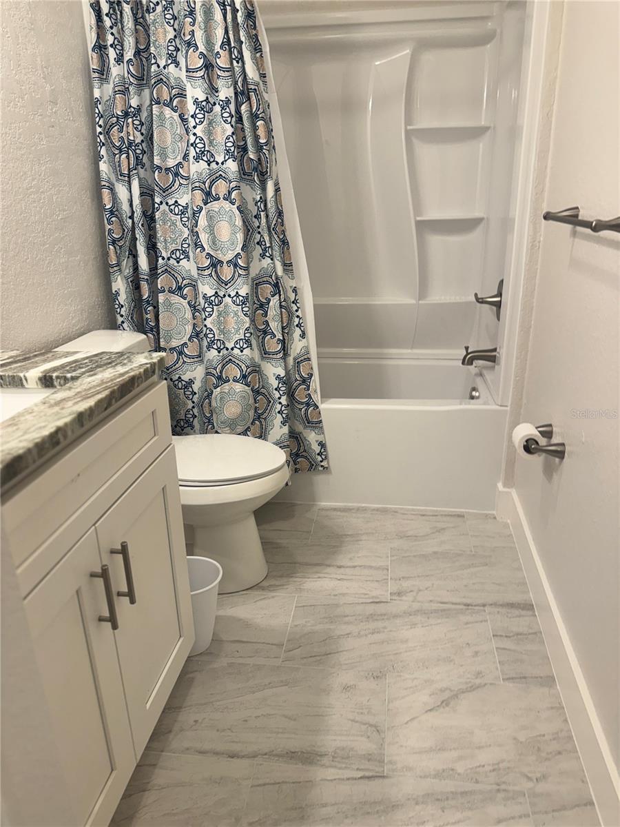 3173 S CRANBERRY BLVD