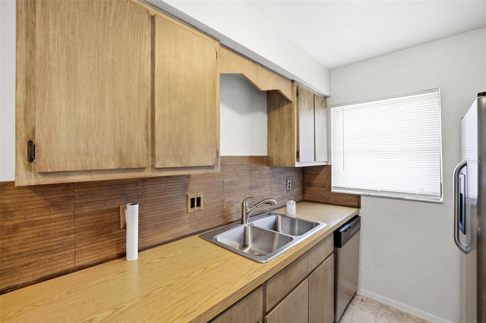 24540 HARBORVIEW RD #F1