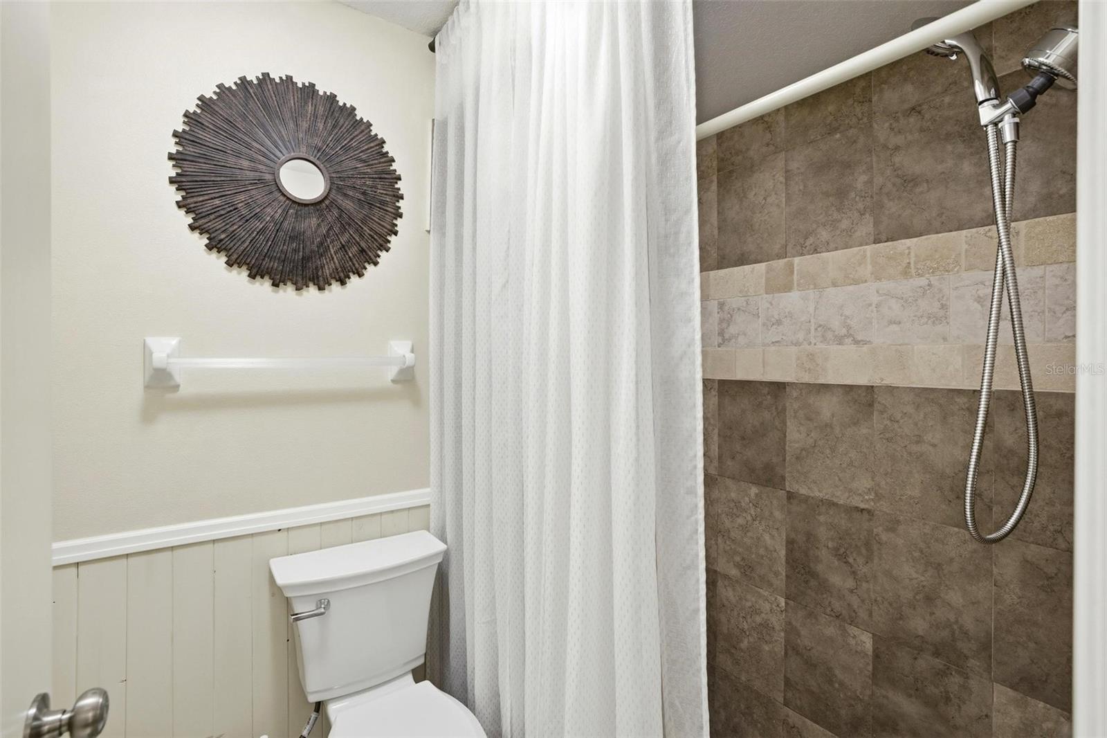 24540 HARBORVIEW RD #F1