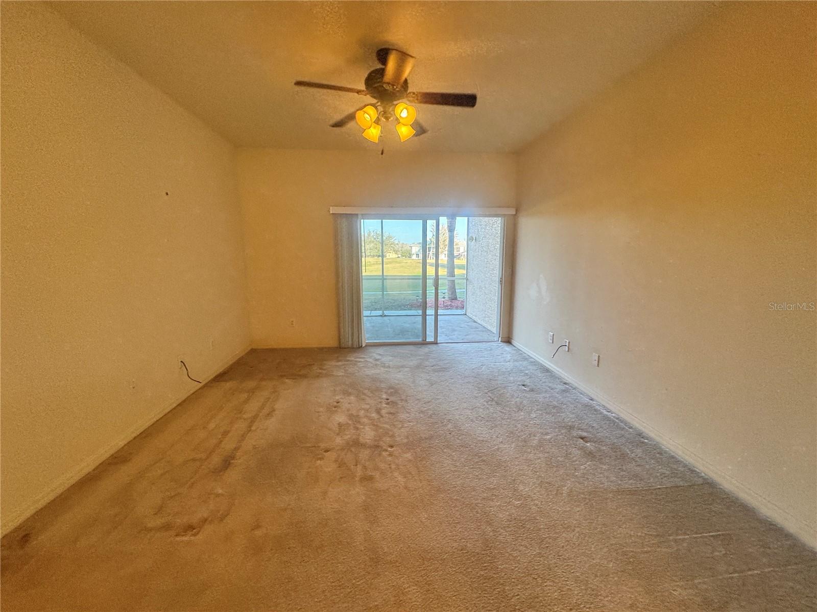 1216 RIO DE JANEIRO AVE #301