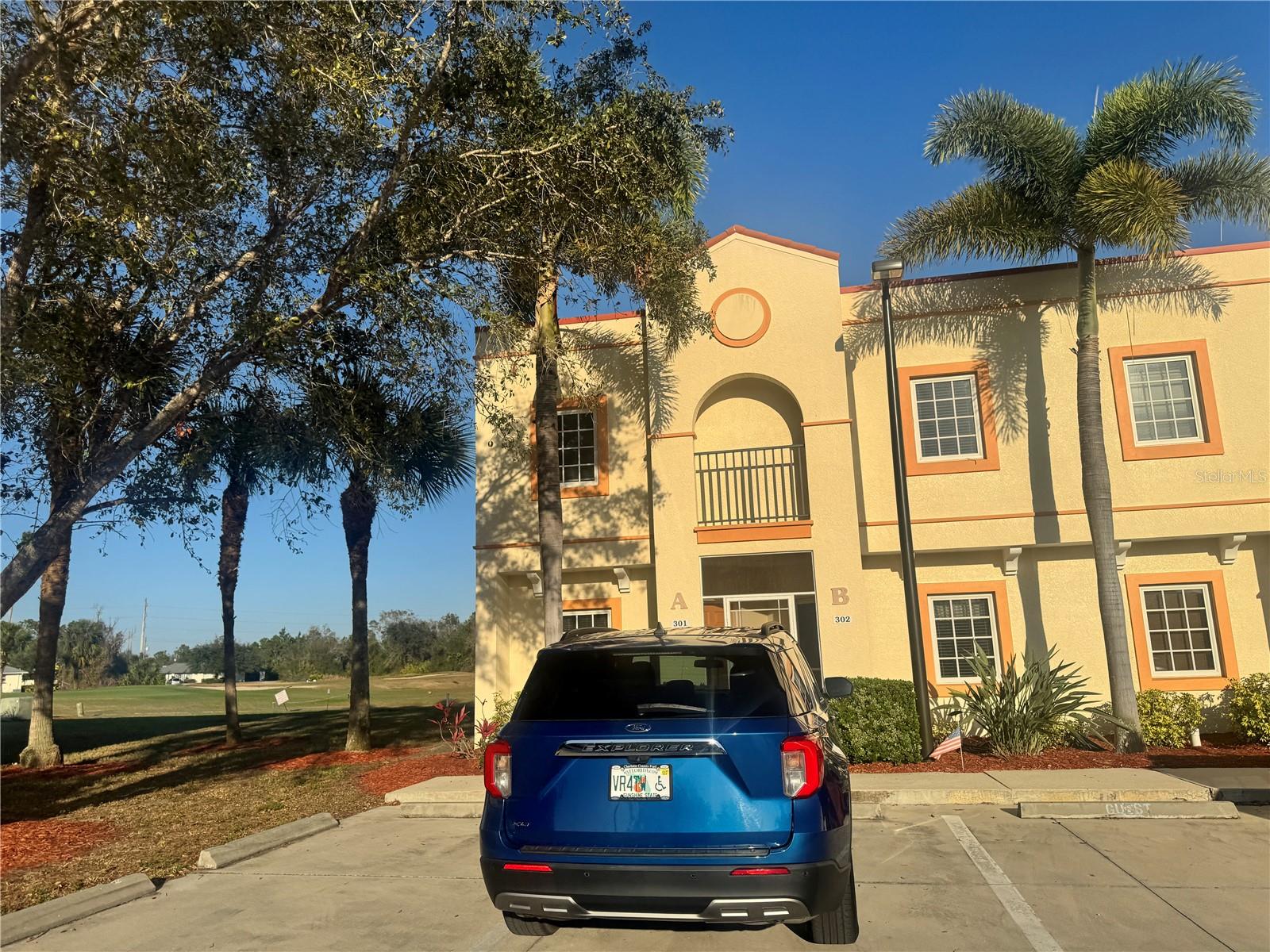 1216 RIO DE JANEIRO AVE #301