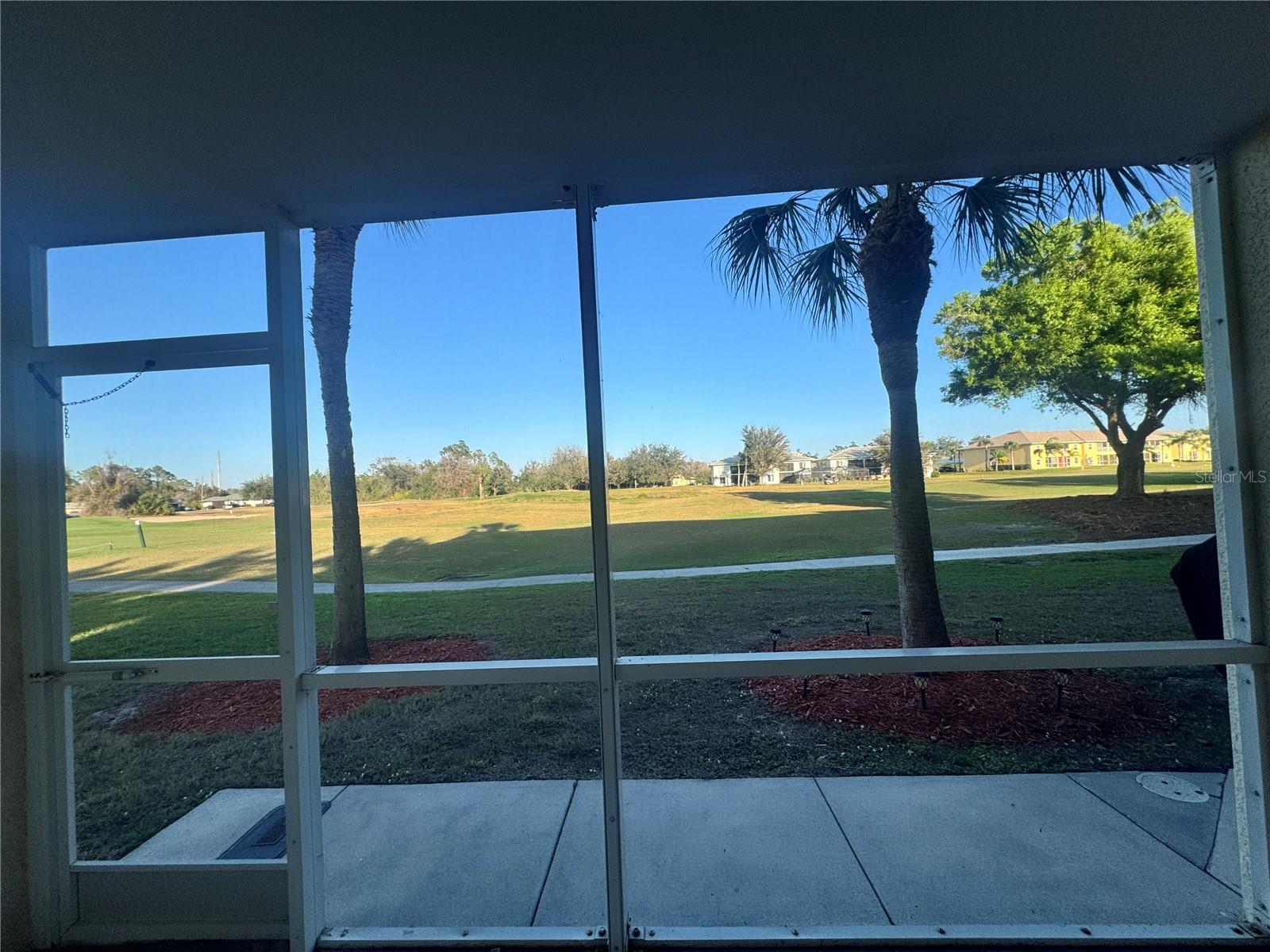 1216 RIO DE JANEIRO AVE #301