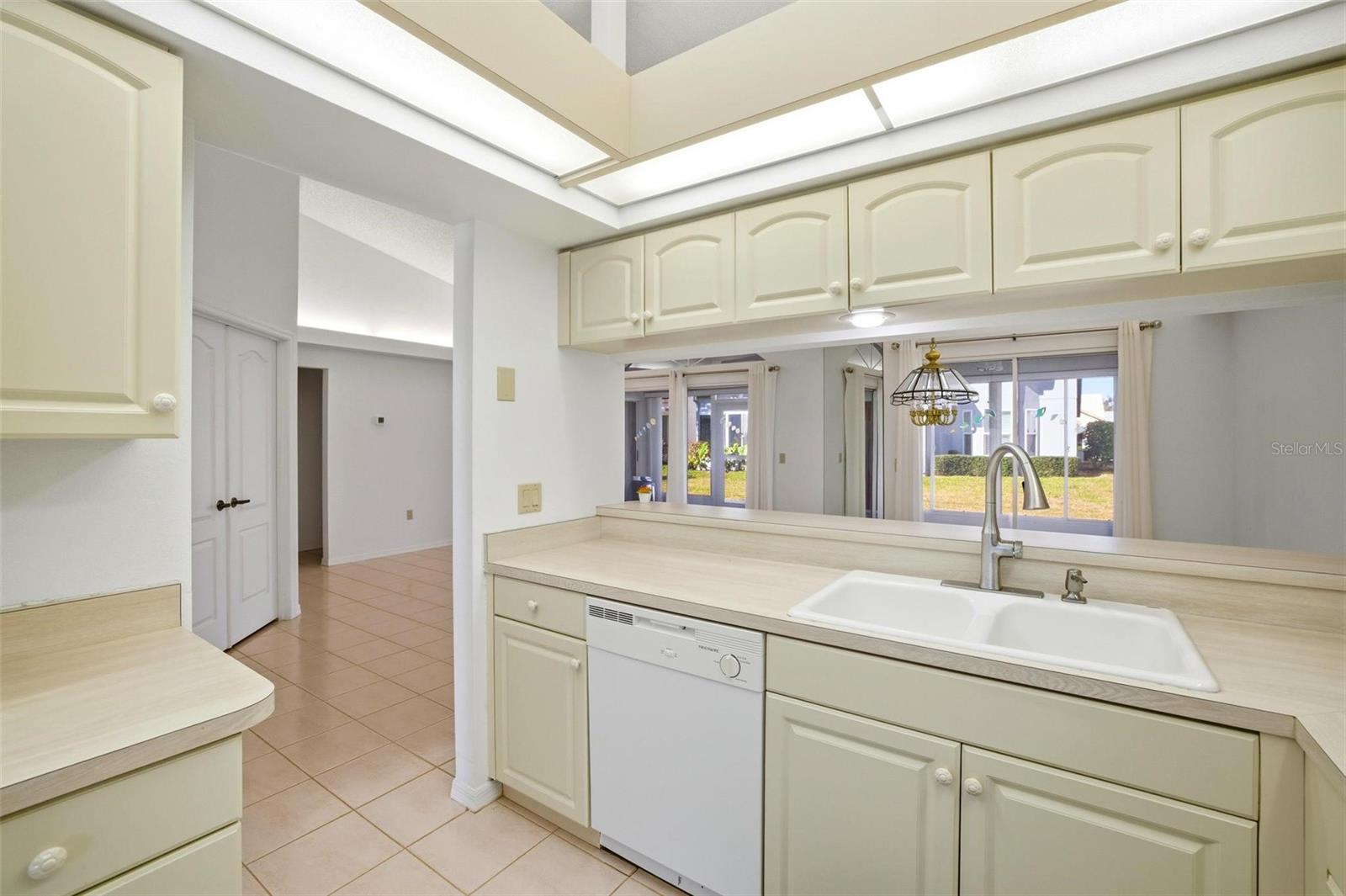 4132 SALERNES AVE #3095