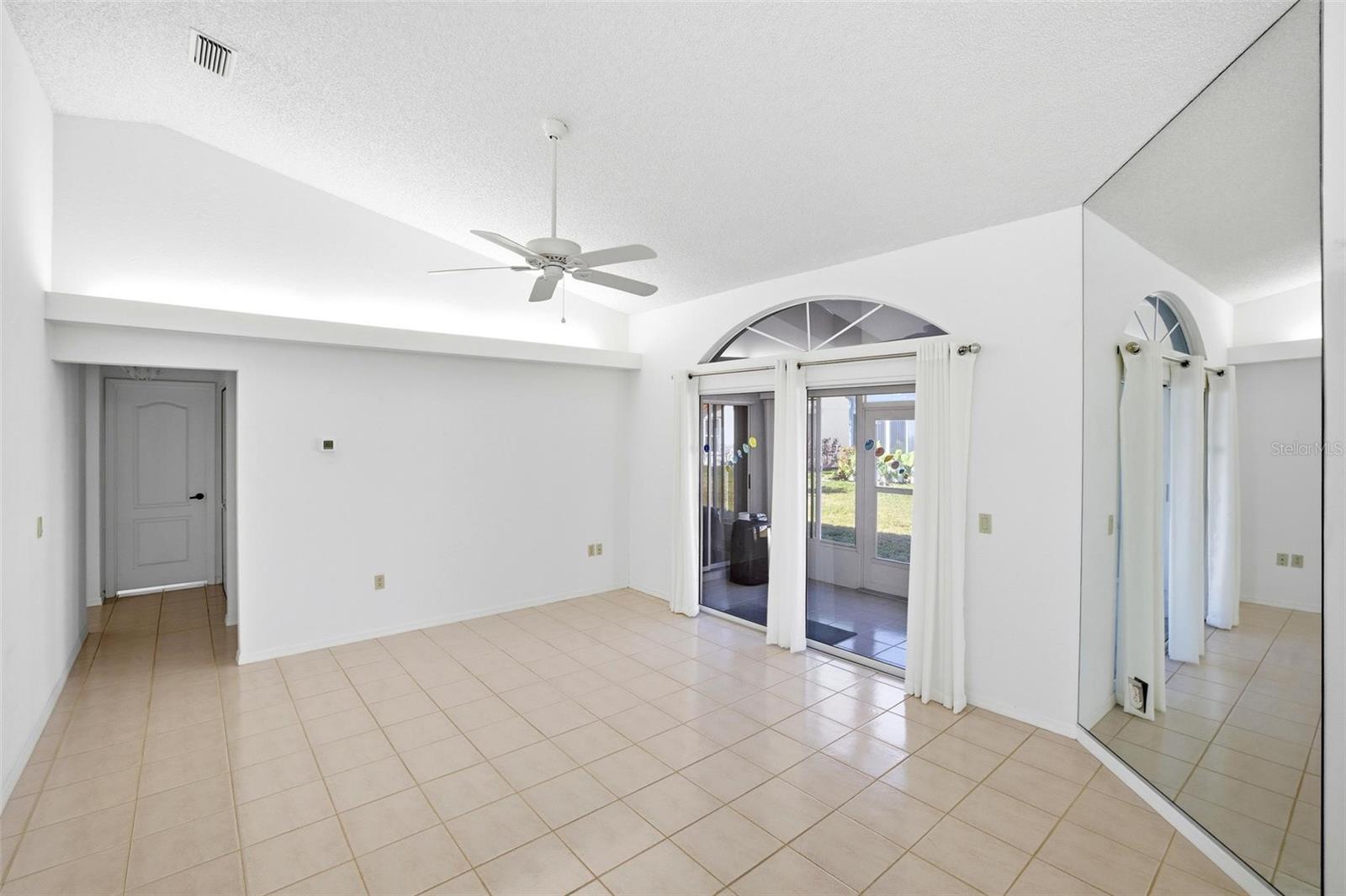 4132 SALERNES AVE #3095