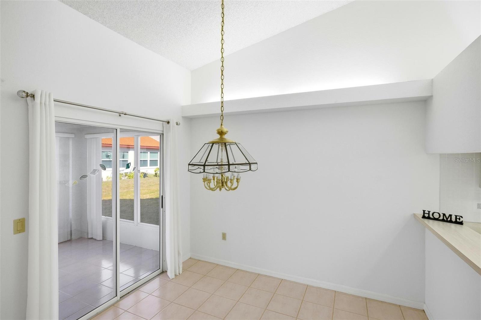 4132 SALERNES AVE #3095